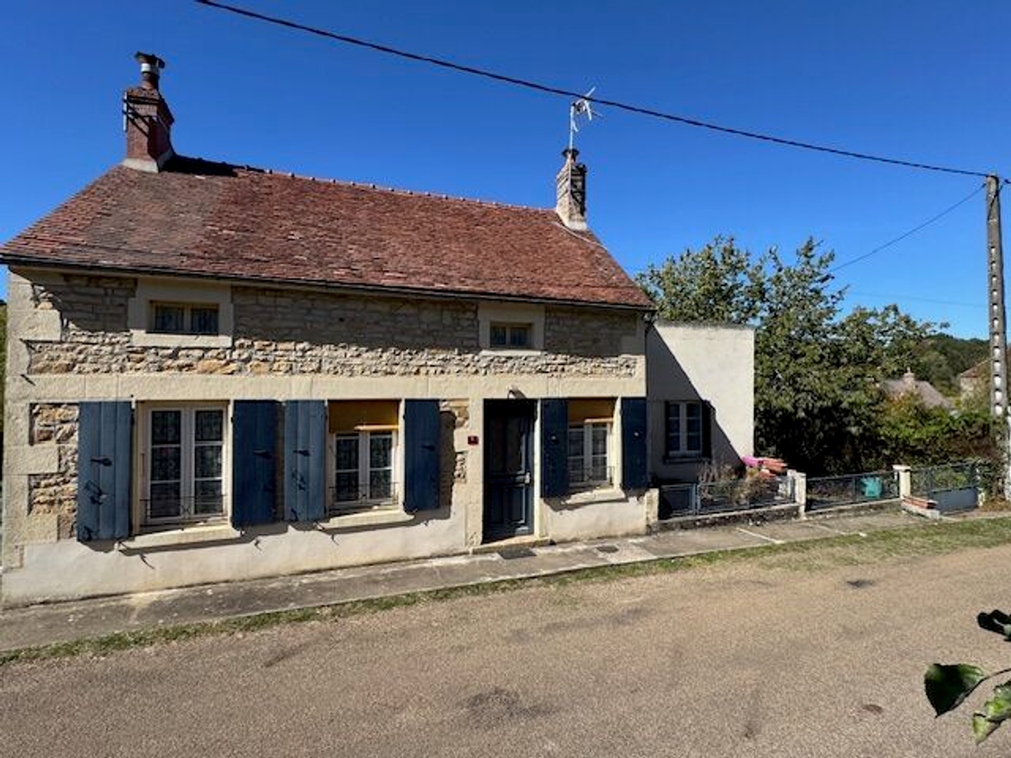 Maison de hameau à rénover