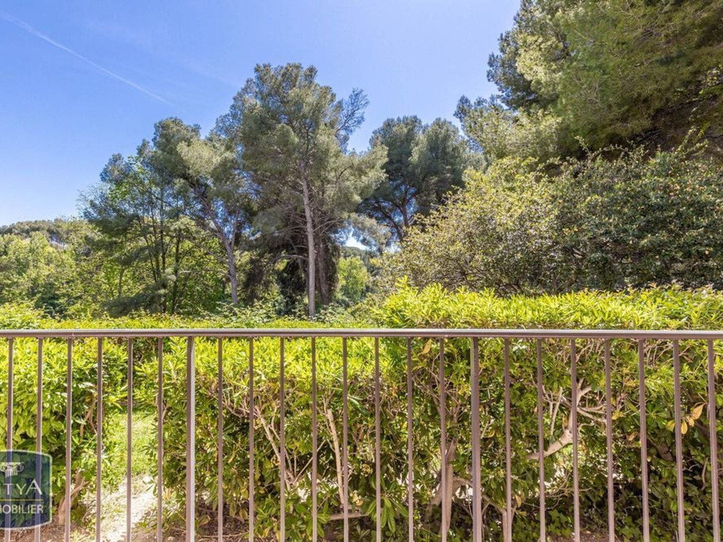 Appartement à vendre - 2 pièces - 32m2 - Six-Fours-Les-Plages (83140)