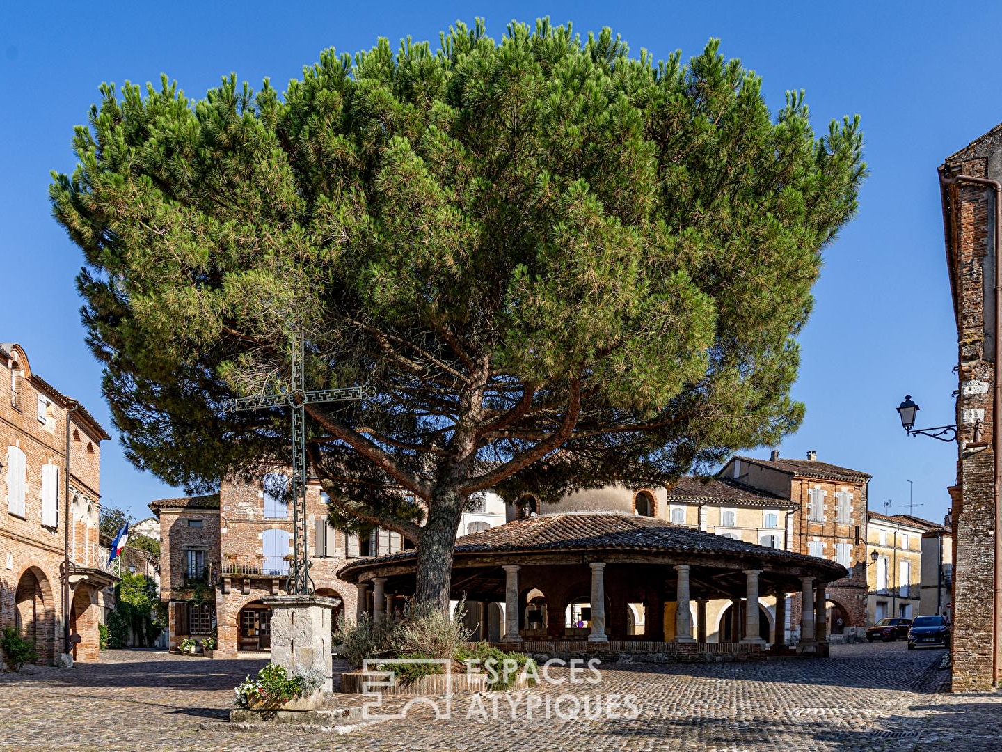Locaux à vendre - 10 pièces - 762m2 - Auvillar (82340)