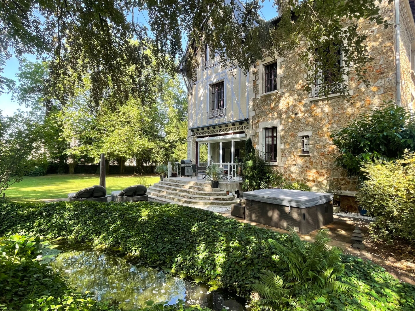 Demeure de prestige Proche de Château Thierry 10 pièce(s) 295 m2
