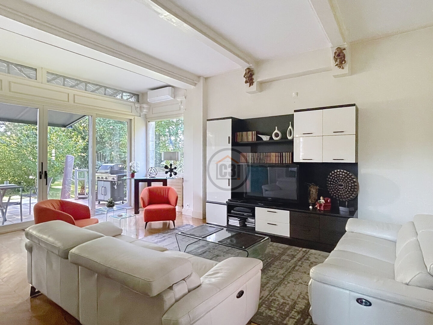 Maison à vendre - 10 pièces - 295m2 - Château-Thierry (02400)