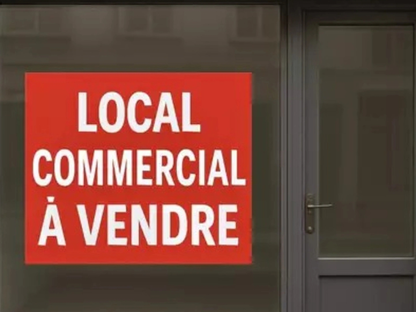 Commerce 3 pièces 170 m²