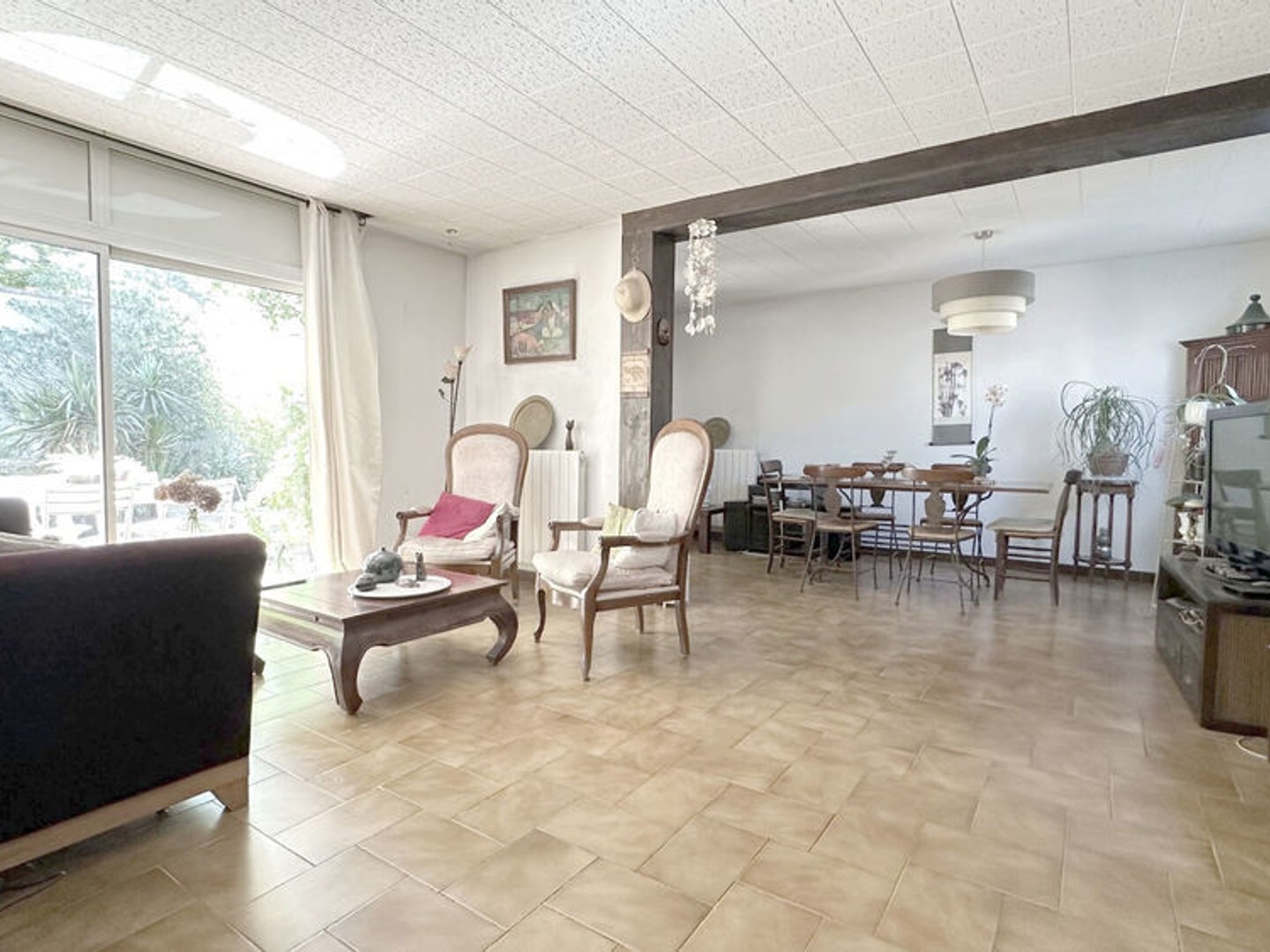 Maison à vendre - 6 pièces - 107m2 - Aix-En-Provence (13100)
