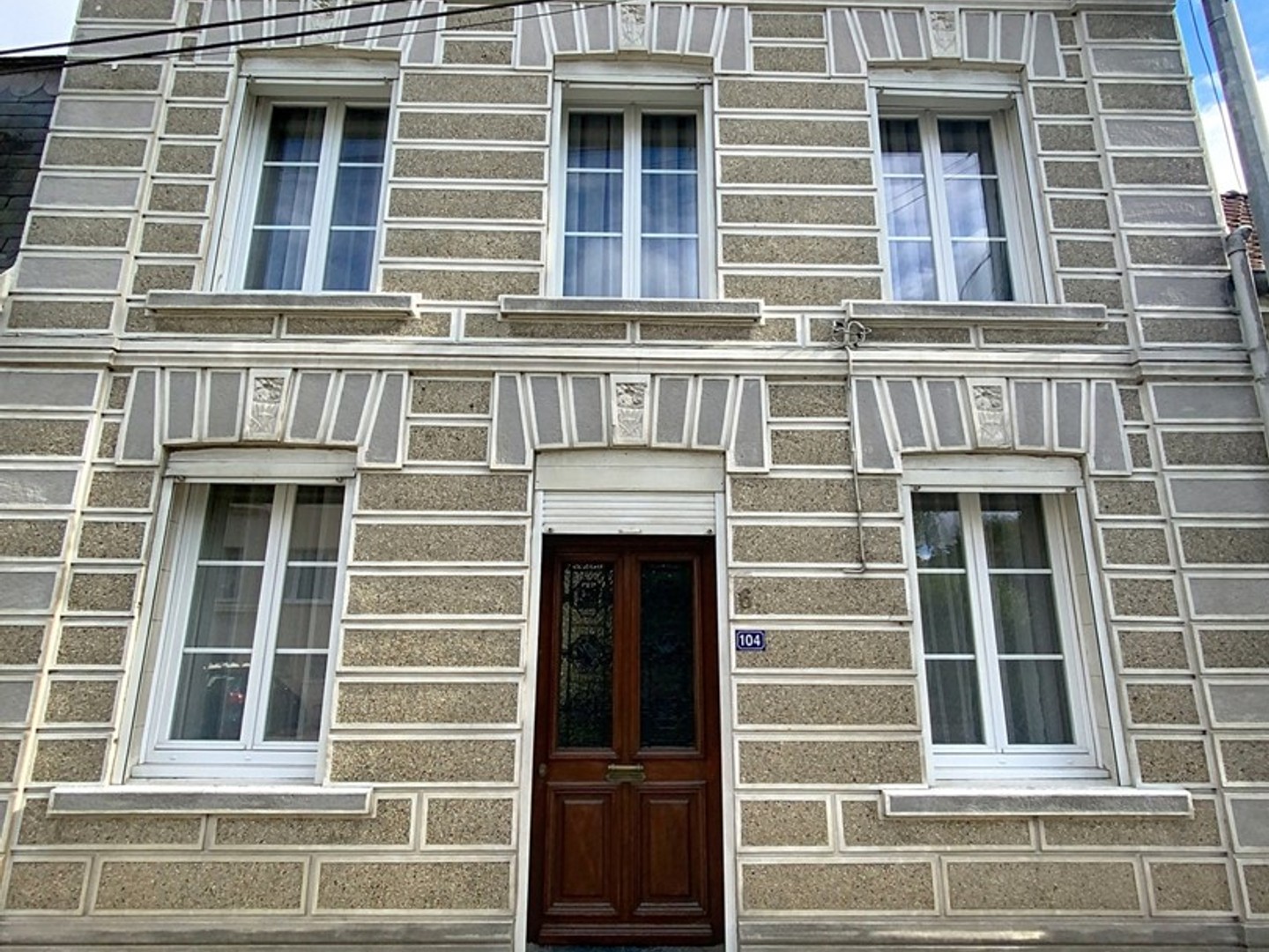 CRECY-EN-PONTHIEU, MAISON 3 CHAMBRES, 79m2, BOURG TOUS COMMERCES