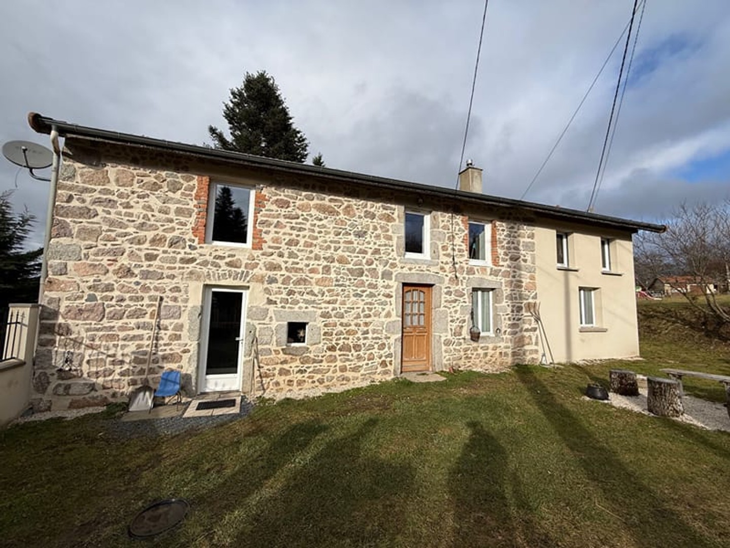 MAISON 5 PIECES 128 M² SAINT-NICOLAS-DES-BIEFS