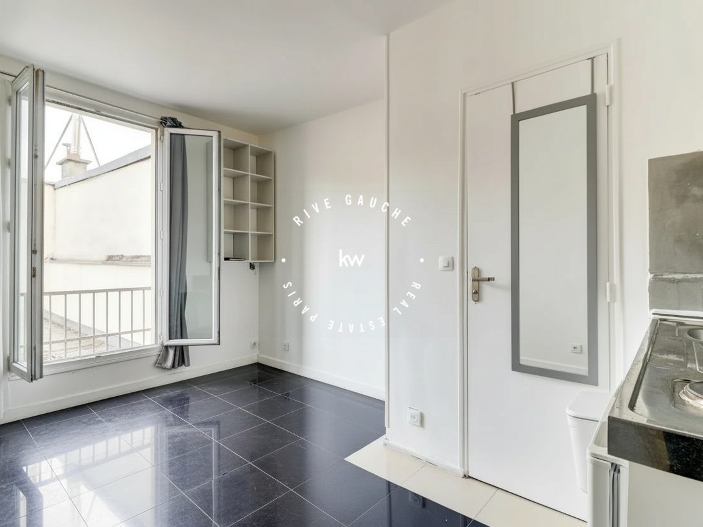 Paris 18ème - 11 m² - Studio - Idéal 1er achat - Métro Marx Dormoy