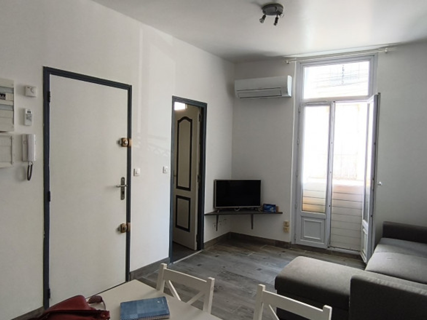 Appartement rénové 3 pièces 48 m²