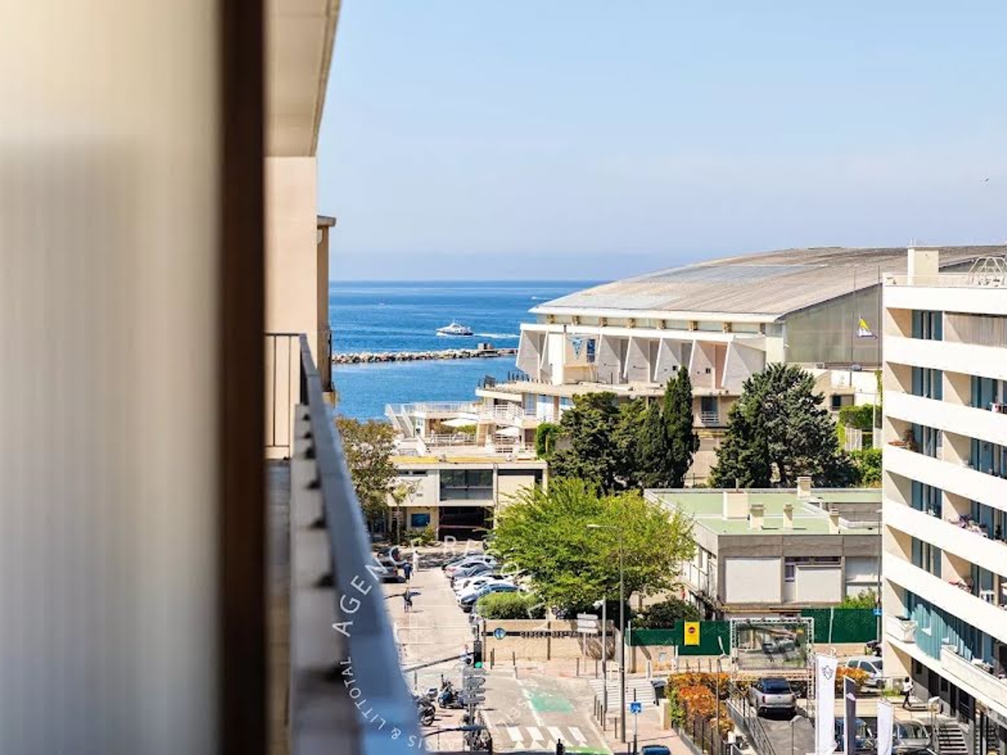 Appartement à vendre - 4 pièces - 103m2 - Marseille 7e (13007)