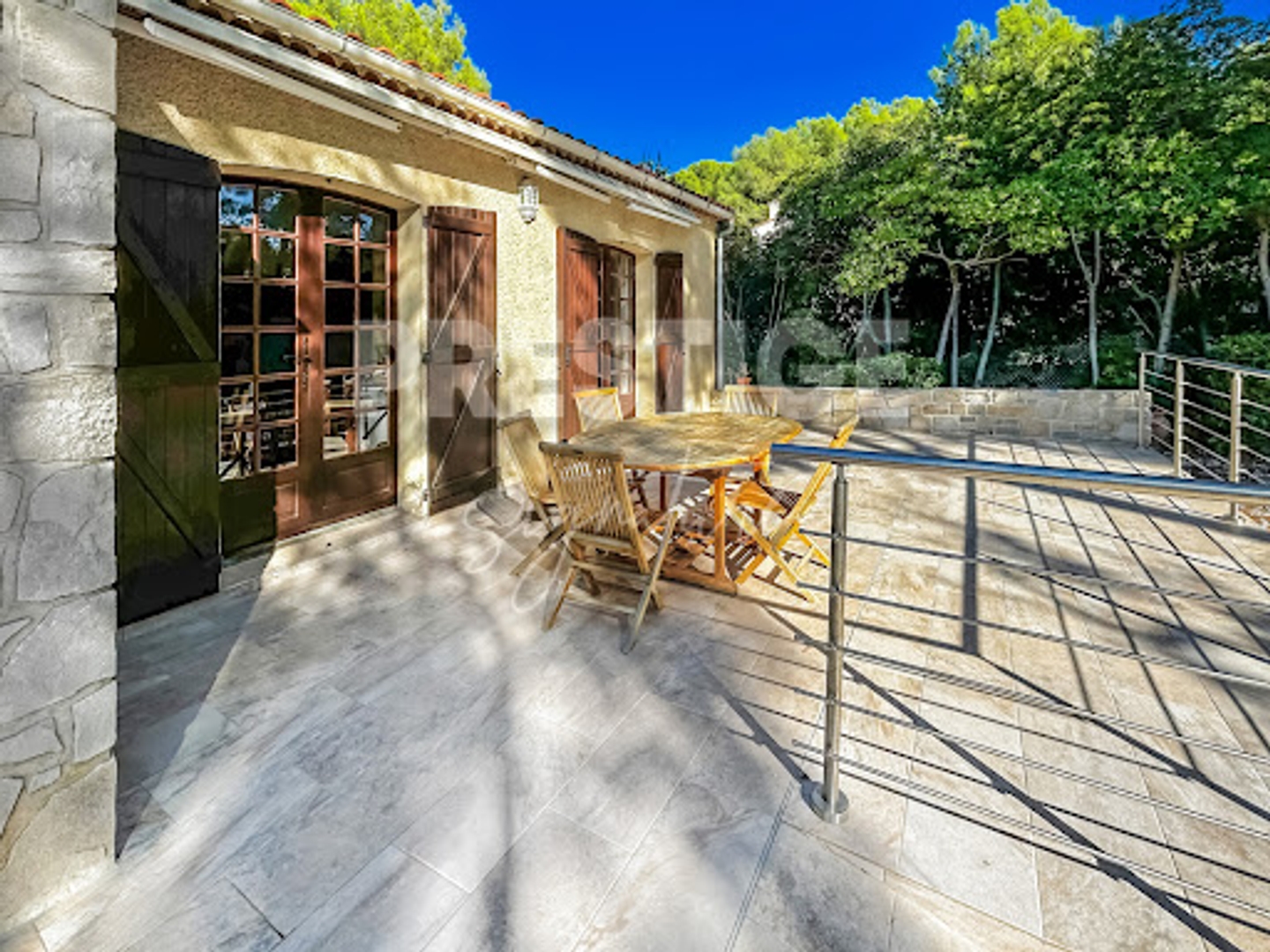 Maison à vendre - 7 pièces - 170m2 - Sanary-Sur-Mer (83110)