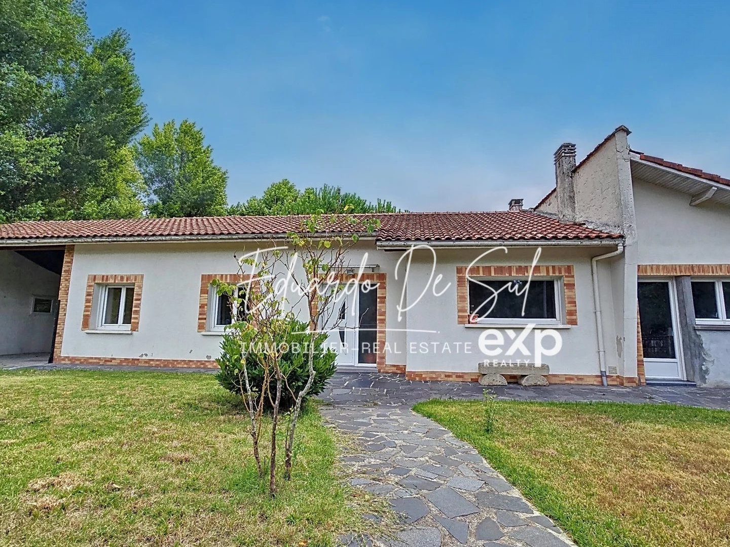 Maison plain-pied totalement rénovée de 120m², 3 chambres, classée C au DPE