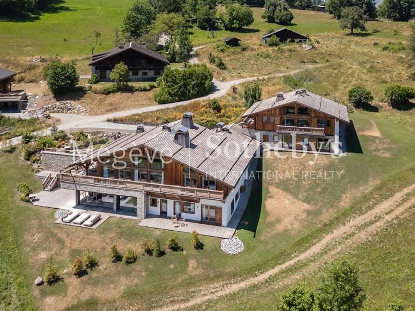 Chalet 13 pièces 596 m²