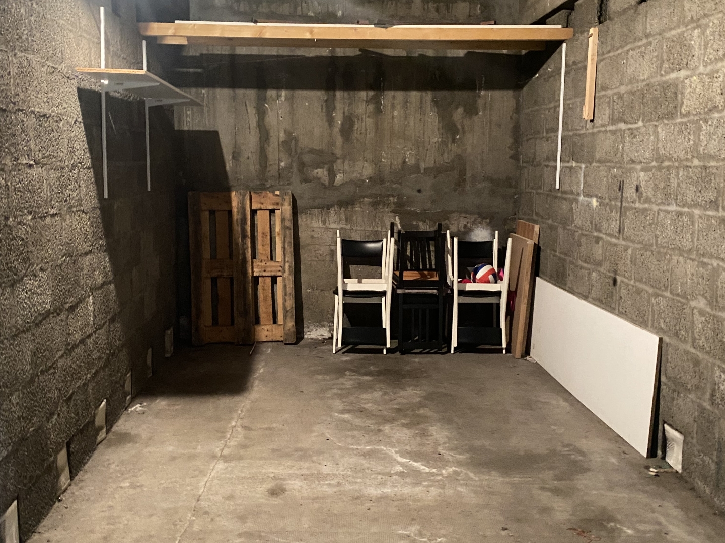 Parking / garage / box à vendre - 15m2 - Saint-Étienne (42100)