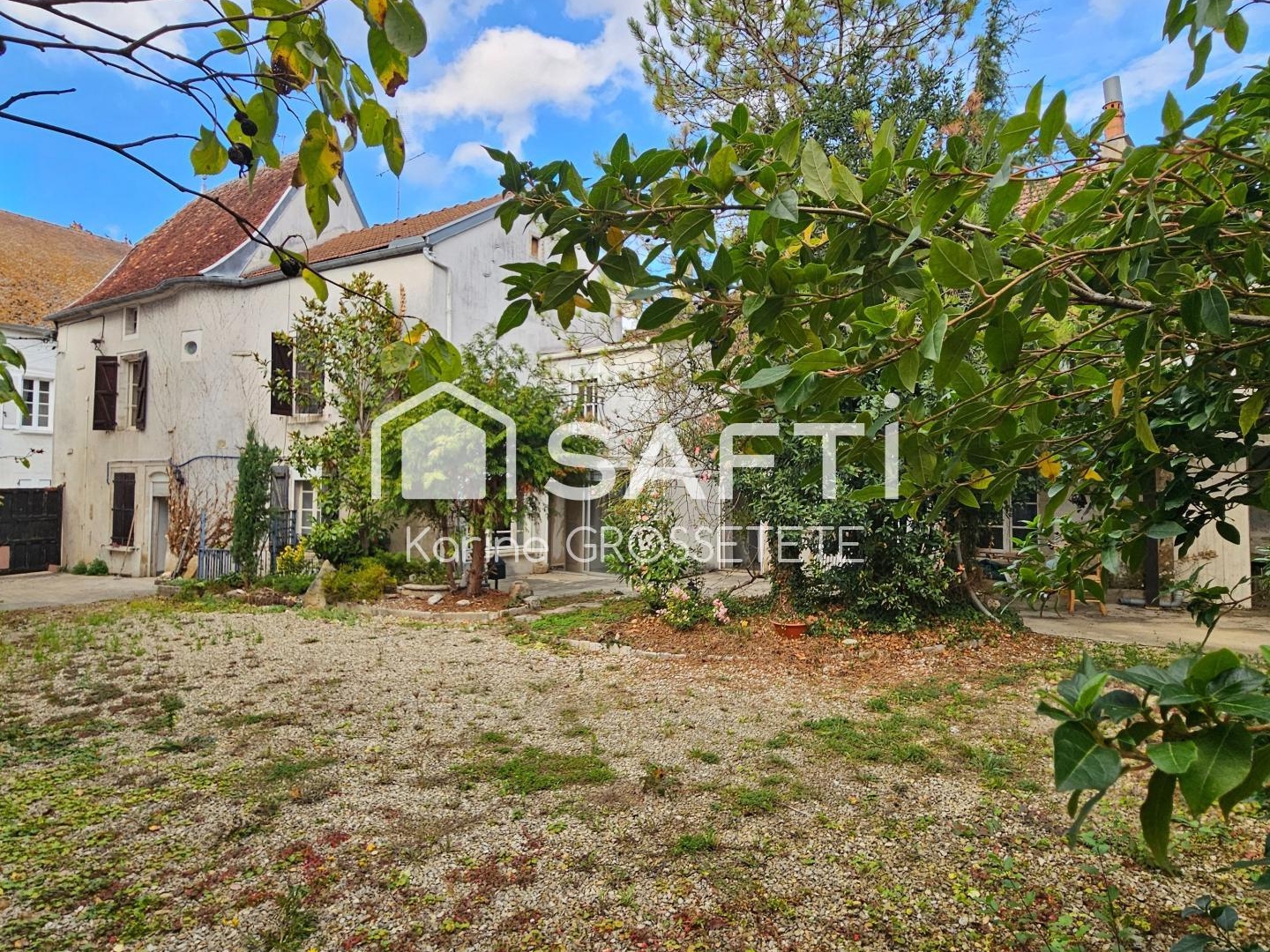Maison de 200m² sur terrain de 1876