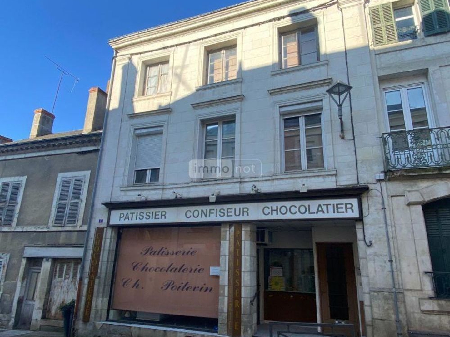 Vente / Autres - 150 m²