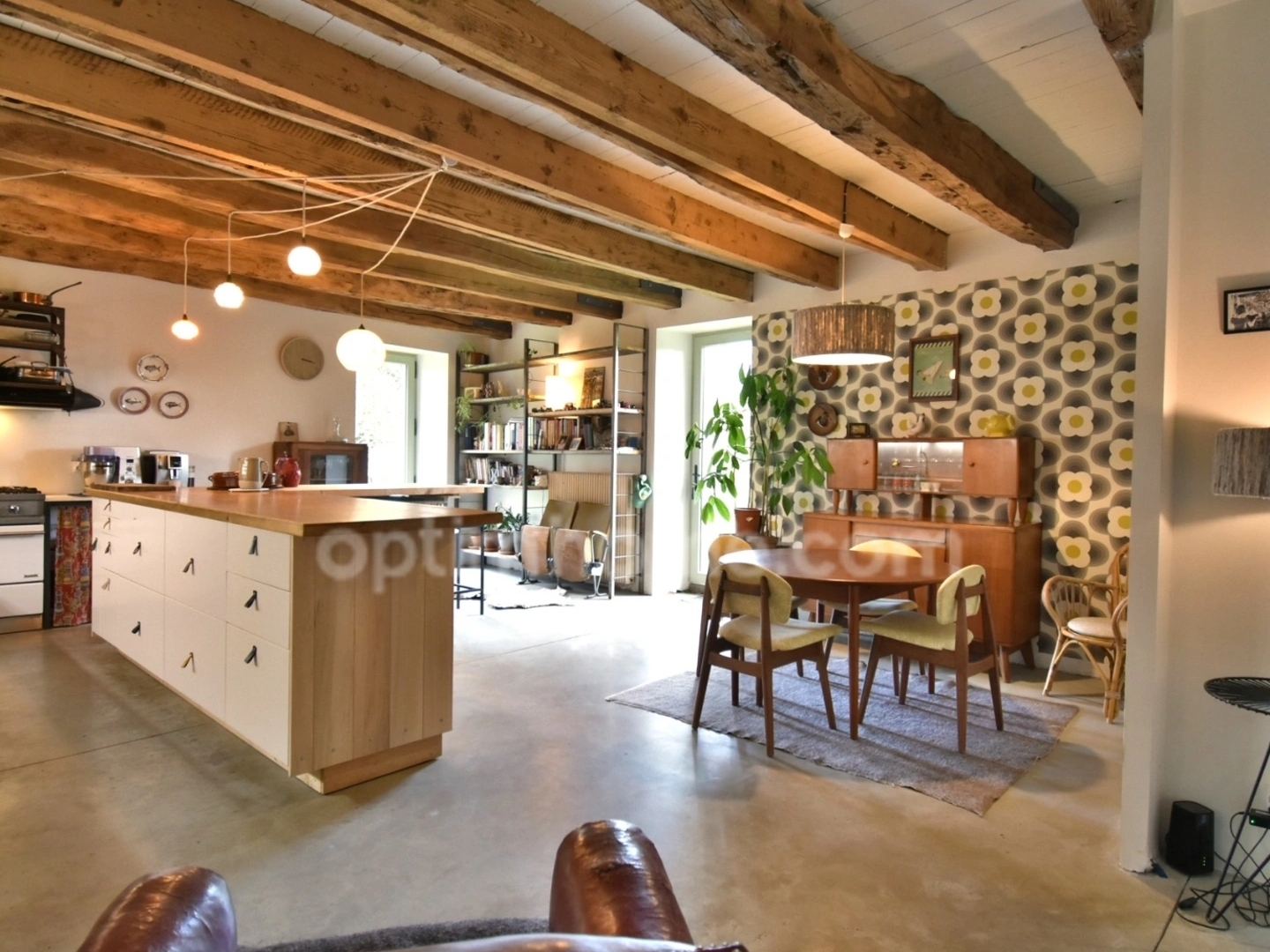 Maison 9 pièces 303 m²