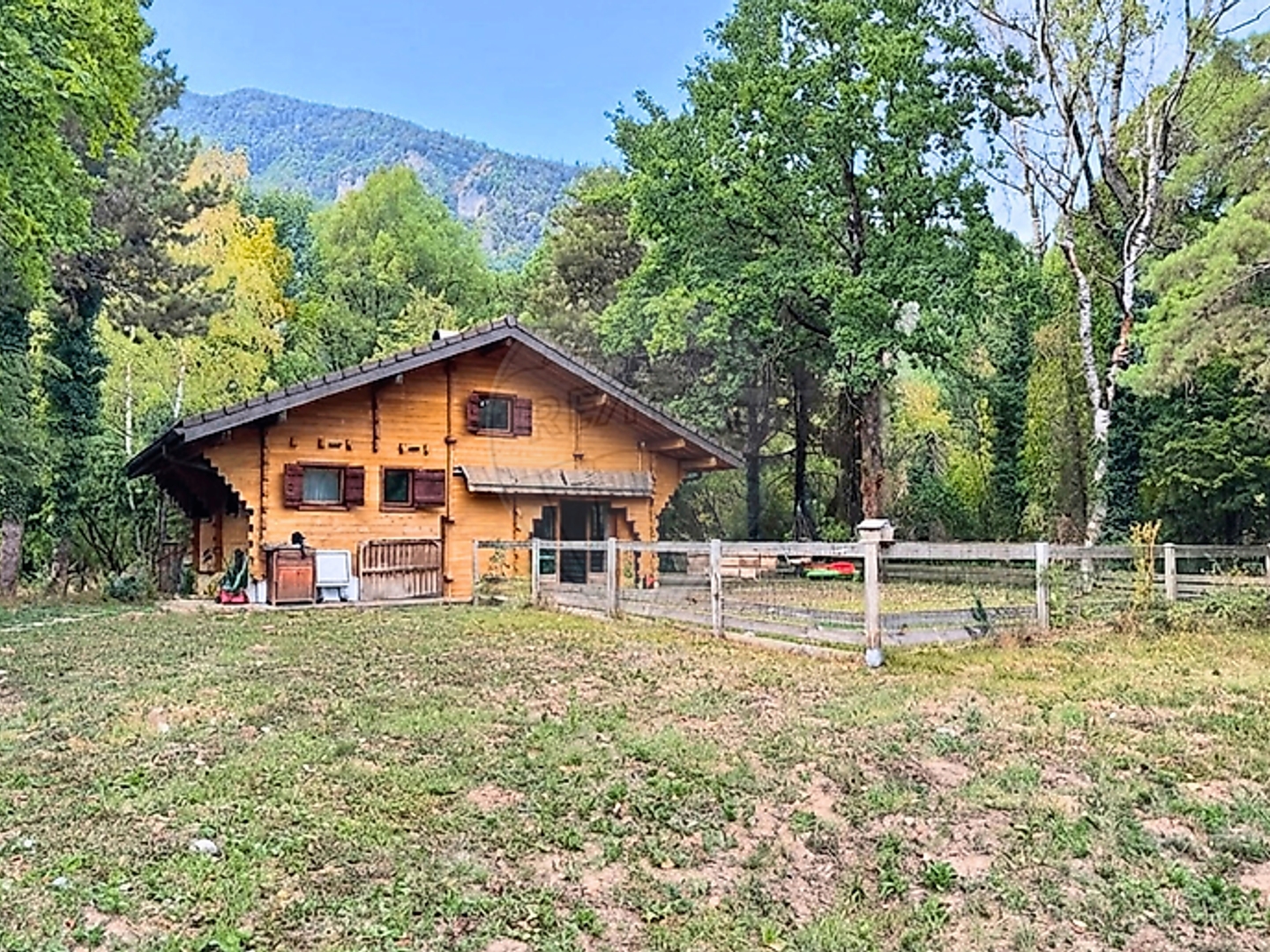 Maison à vendre - 4 pièces - 60m2 - Marignier (74970)