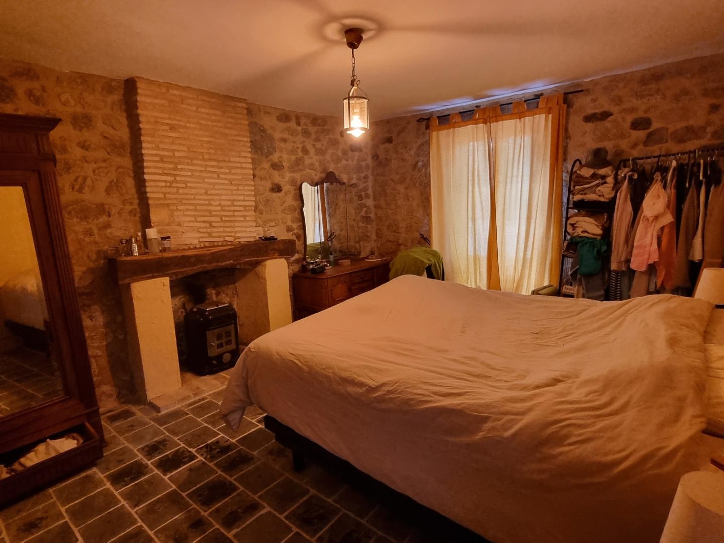 Maison à vendre - 4 pièces - 86m2 - Abjat-Sur-Bandiat (24300)