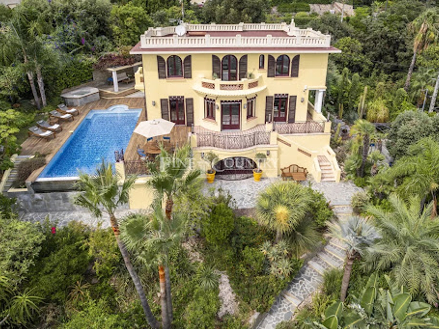 Maison à vendre - 6 pièces - 250m2 - Cannes (06400)