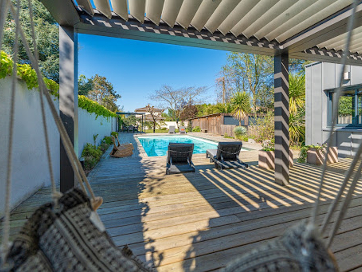 Maison à vendre - 8 pièces - 196m2 - Mérignac (33700)