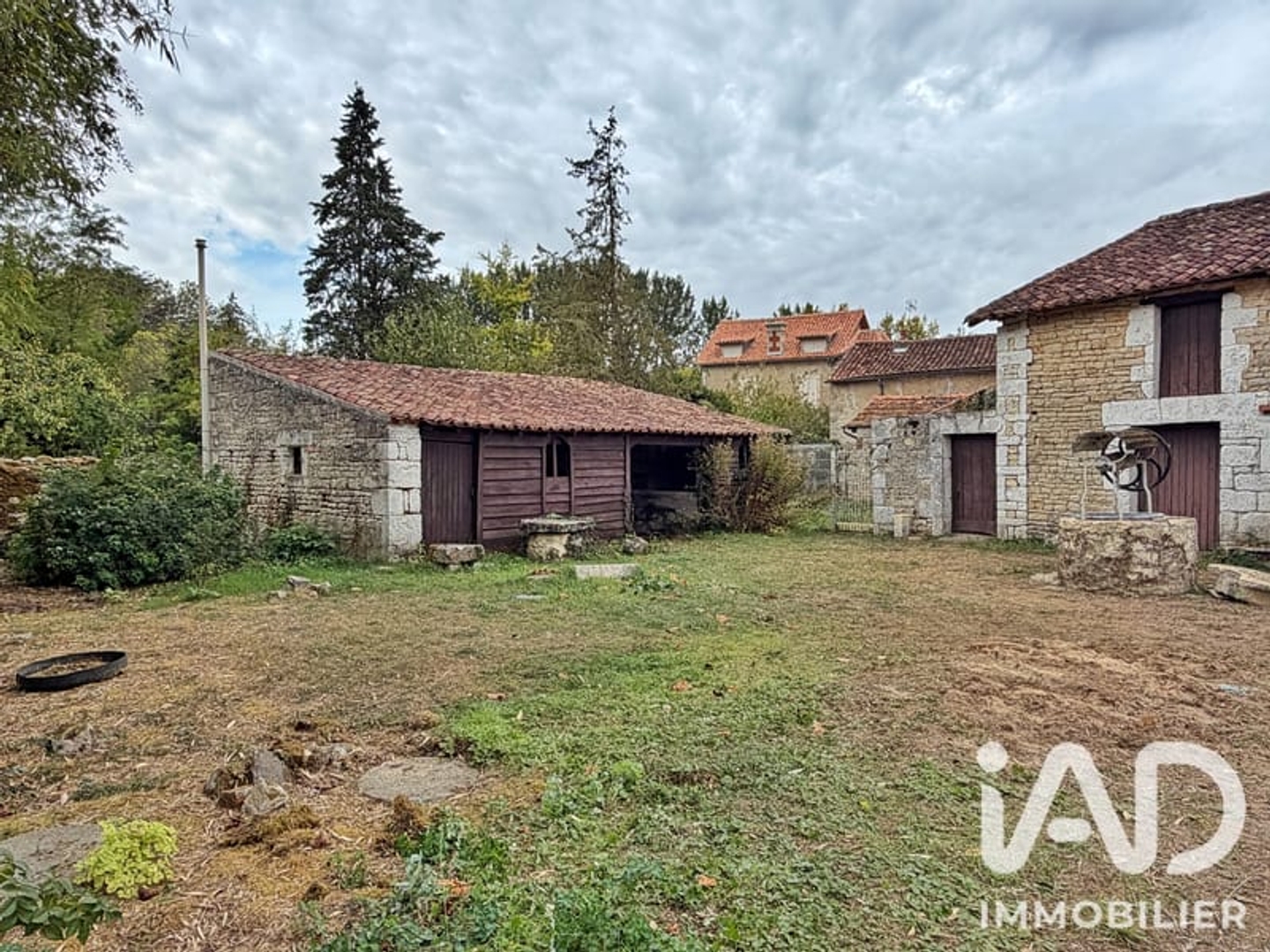 Maison à vendre - 3 pièces - 75m2 - Mouton (16460)