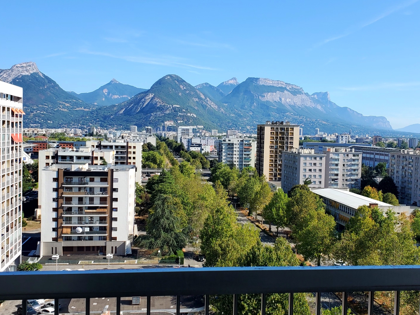 APPARTEMENT T2 bis - COURS DE LA LIBERATION