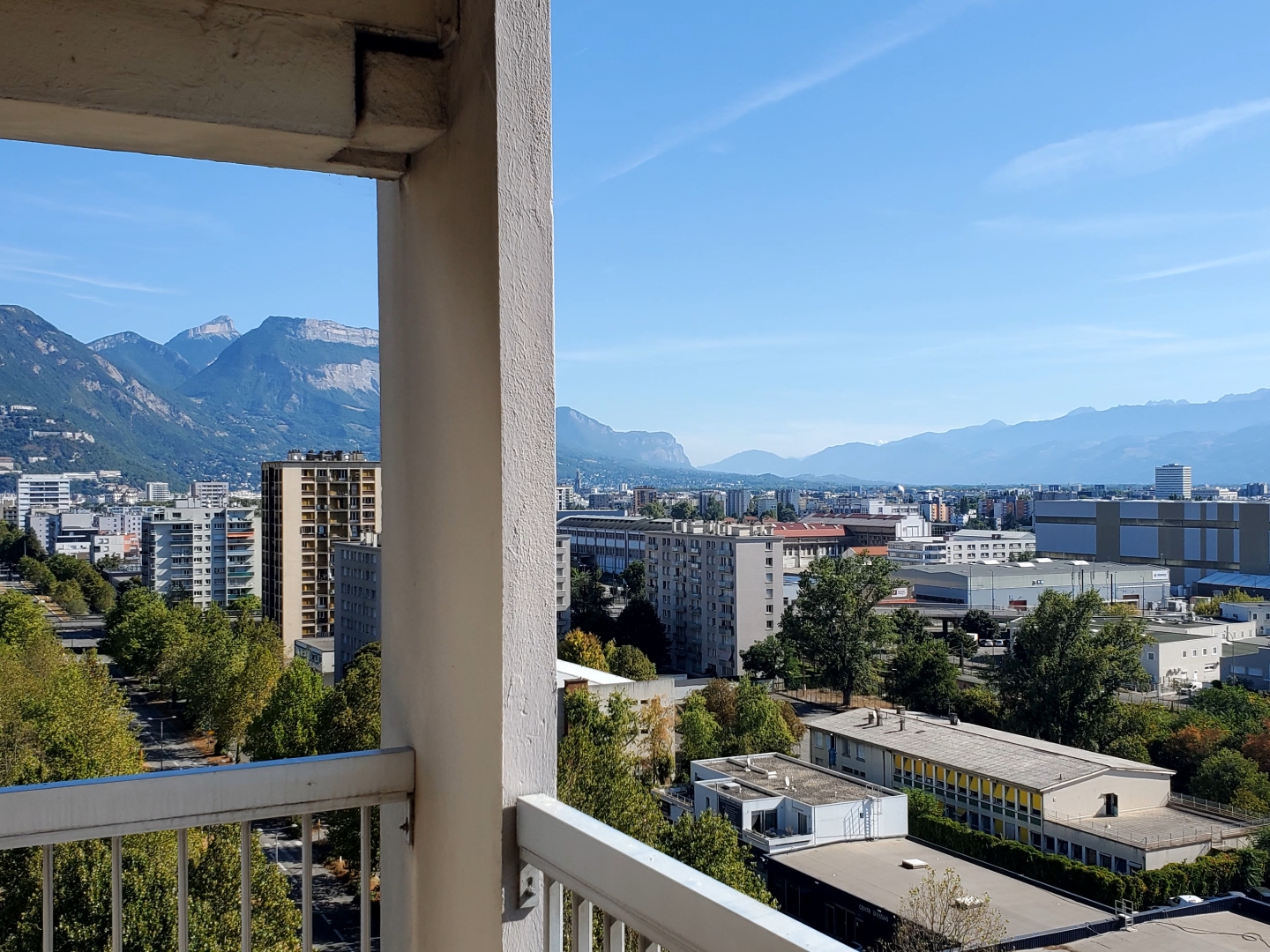 Appartement à vendre - 1 pièce - 54m2 - Grenoble (38100)