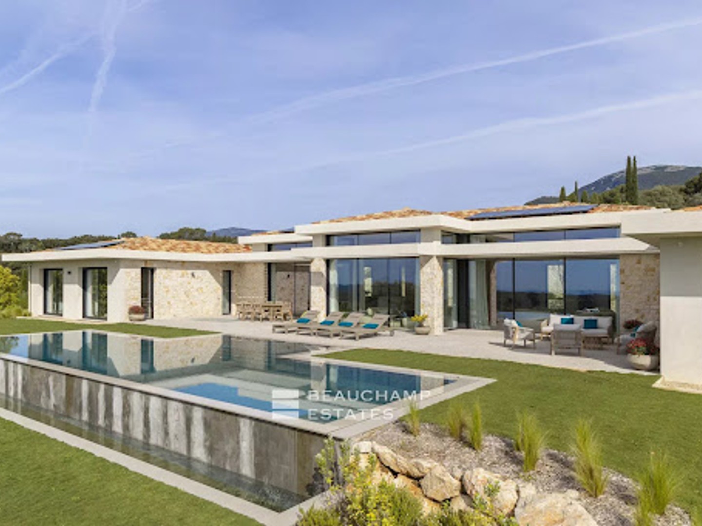 Villa 11 pièces 575 m²