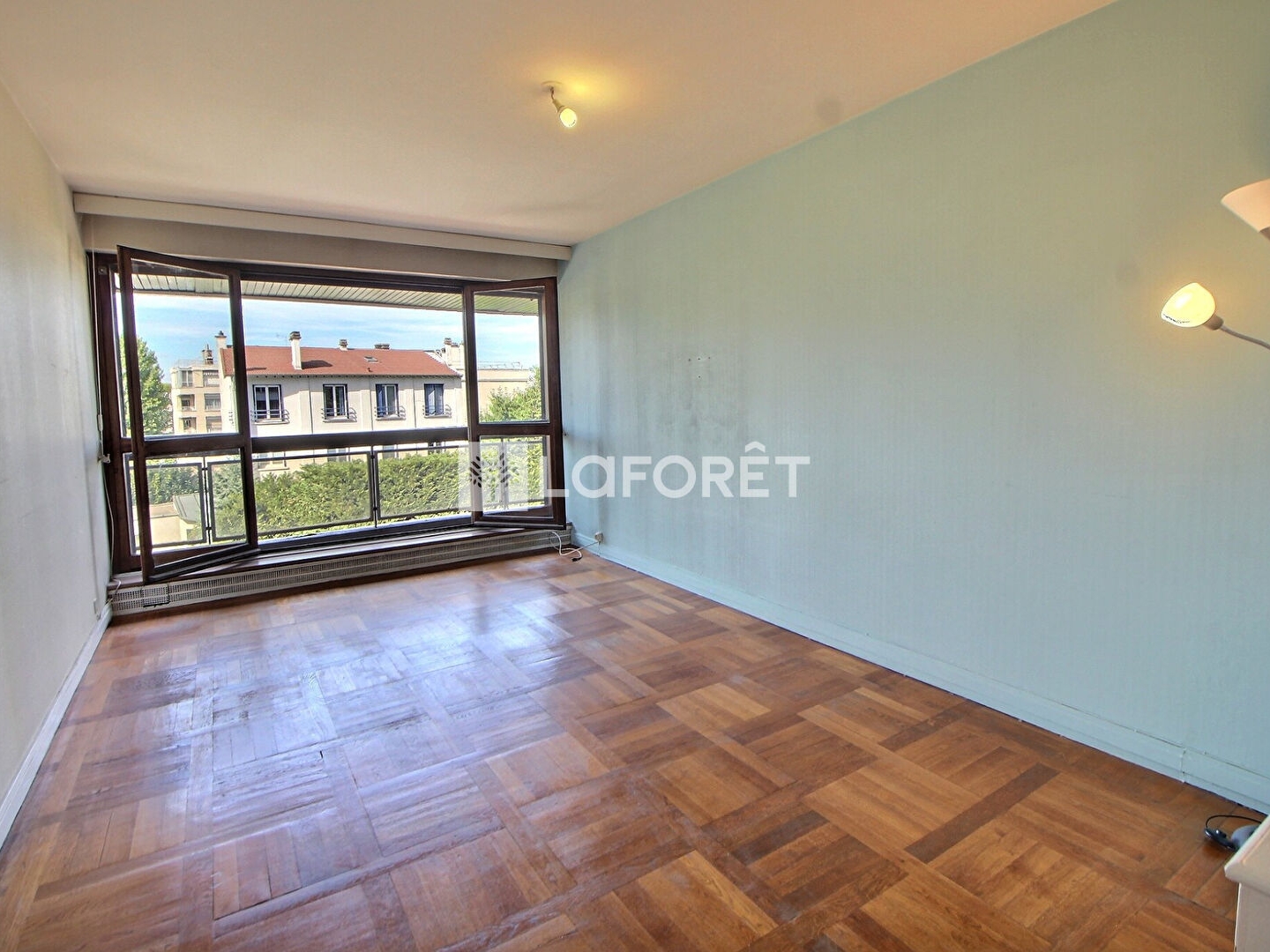 Appartement à vendre - 2 pièces - 62m2 - Saint-Cloud (92210)