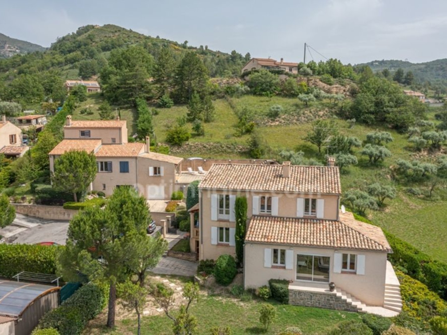 Maison 6 pièces 180 m²