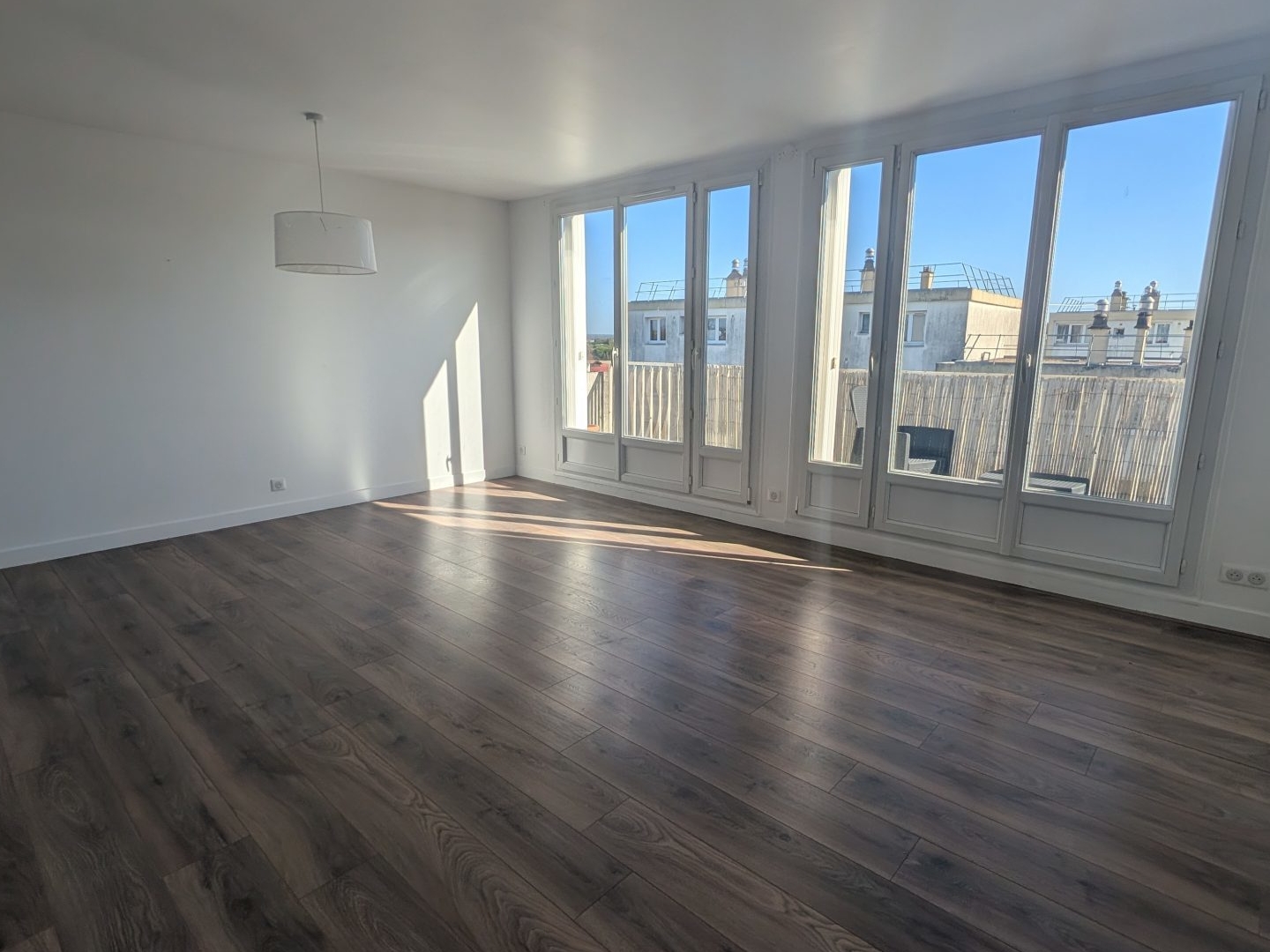 Appartement à vendre - 3 pièces - 71m2 - Les Clayes-Sous-Bois (78340)