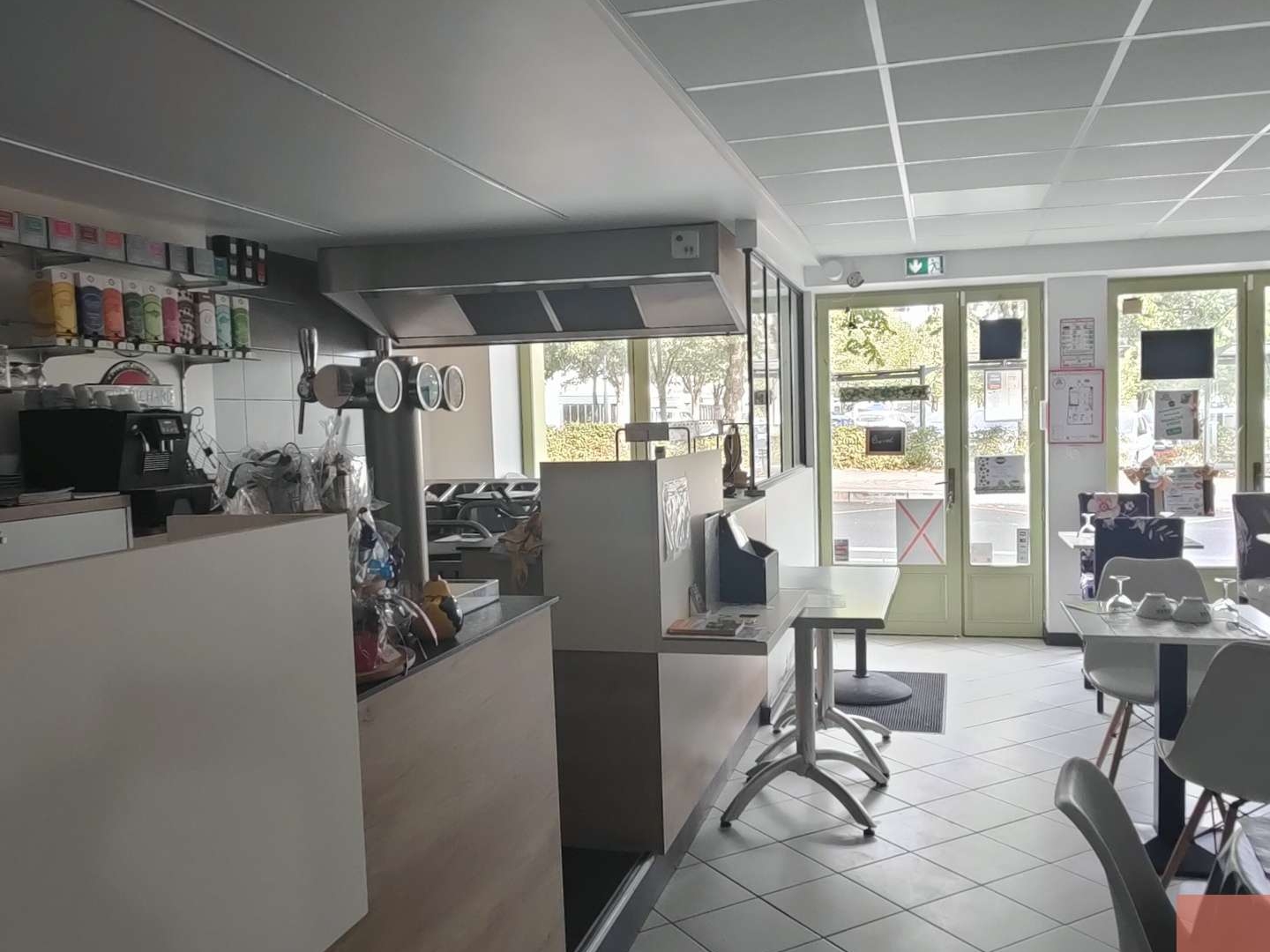 Commerce 3 pièces 110 m²