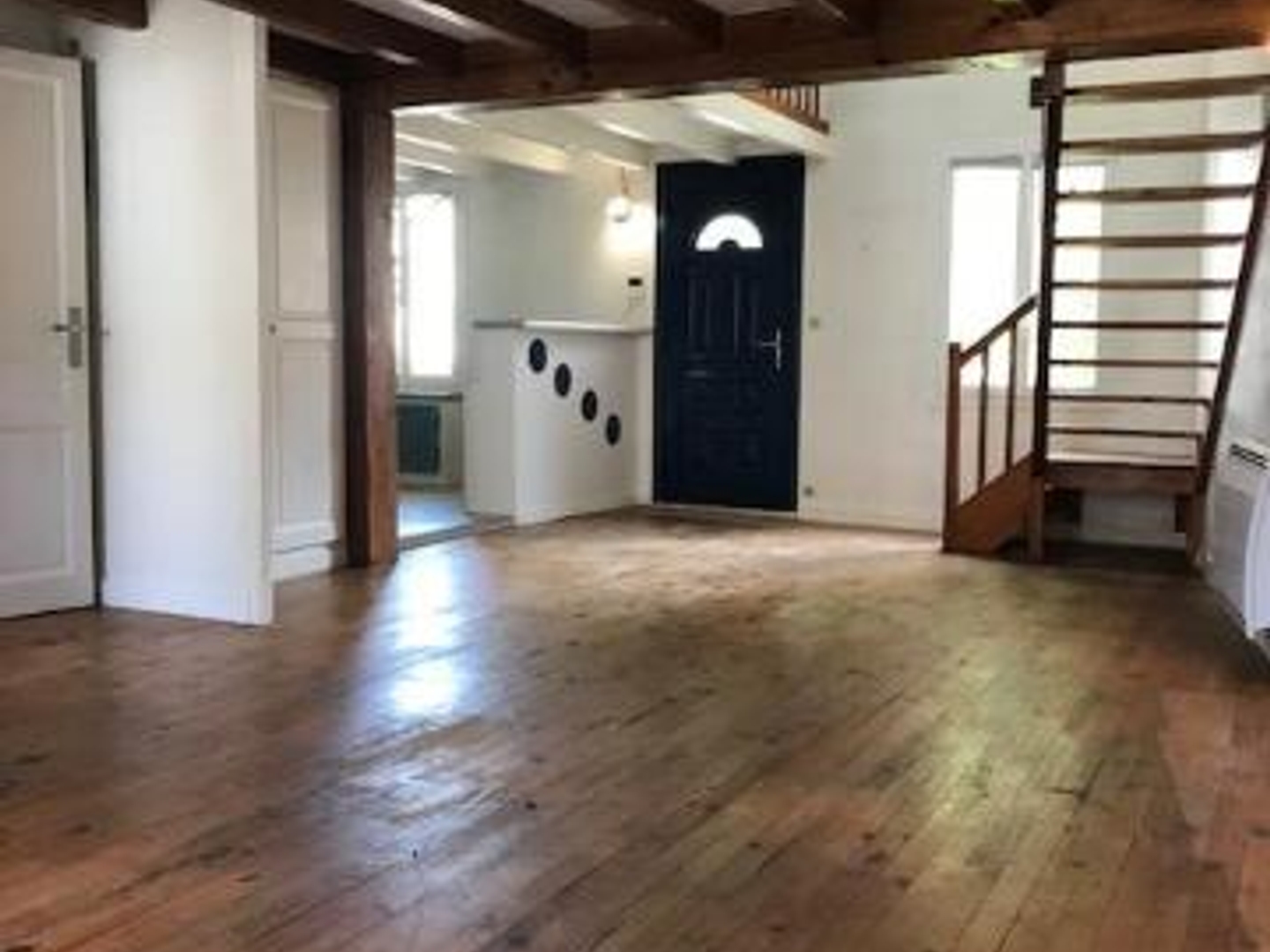 Maison à vendre - 77m2 - Saintes (17100)