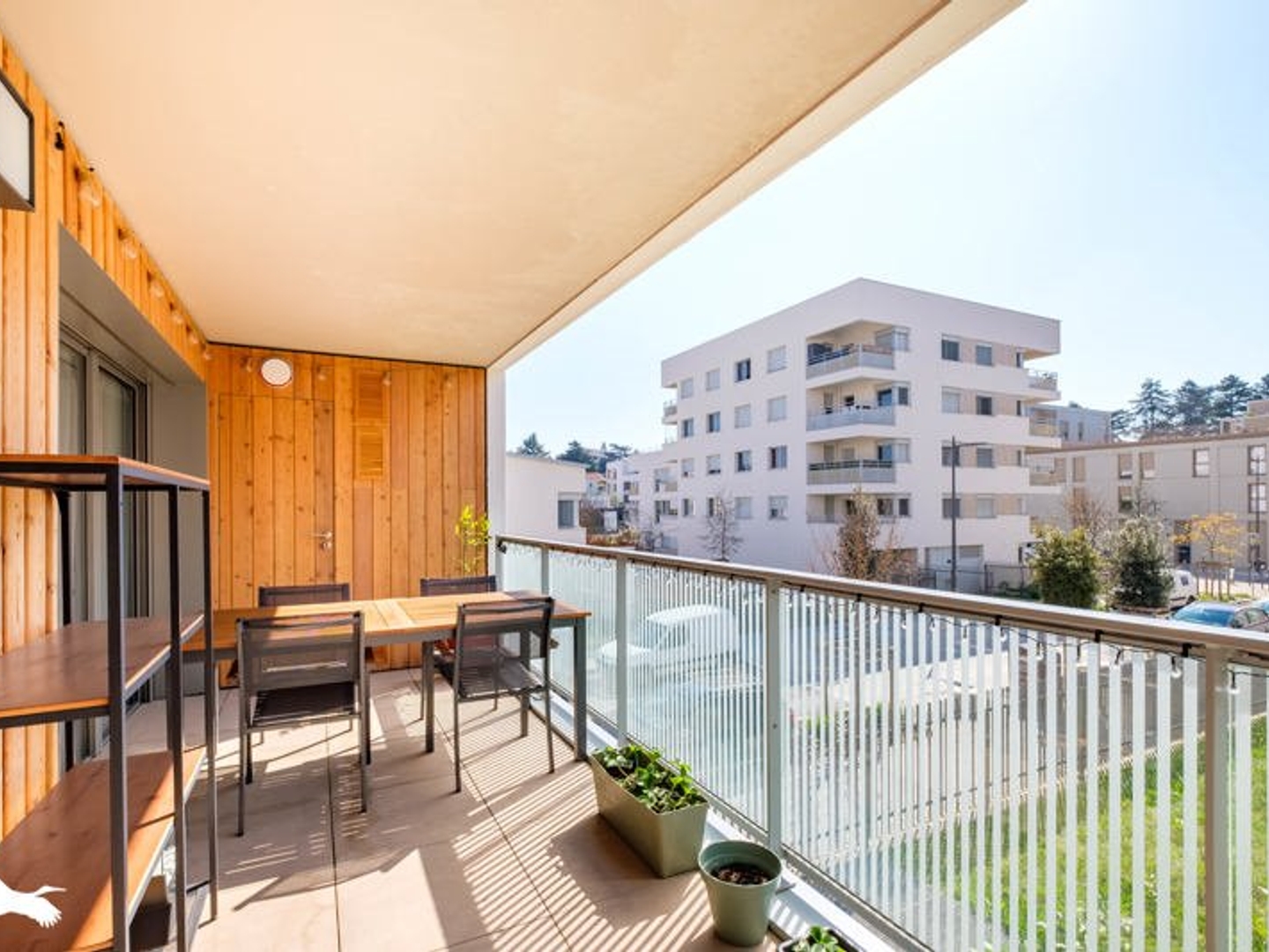 Appartement à vendre - 3 pièces - 5m2 - Bron (69500)