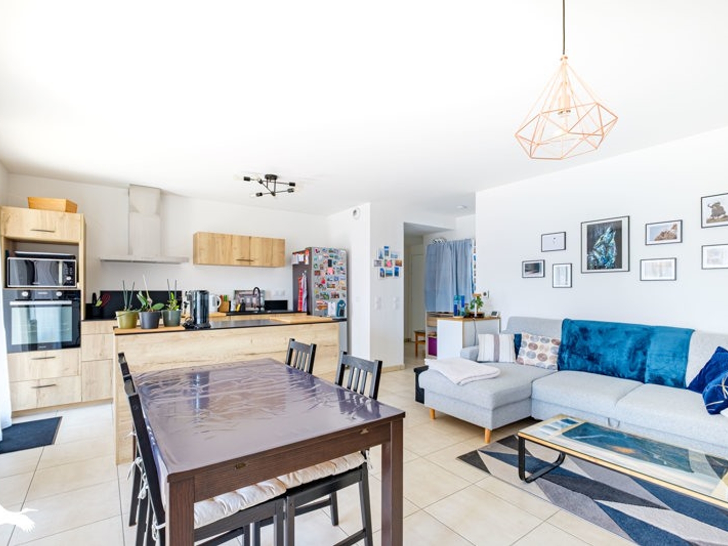 Appartement à vendre - 3 pièces - 5m2 - Bron (69500)