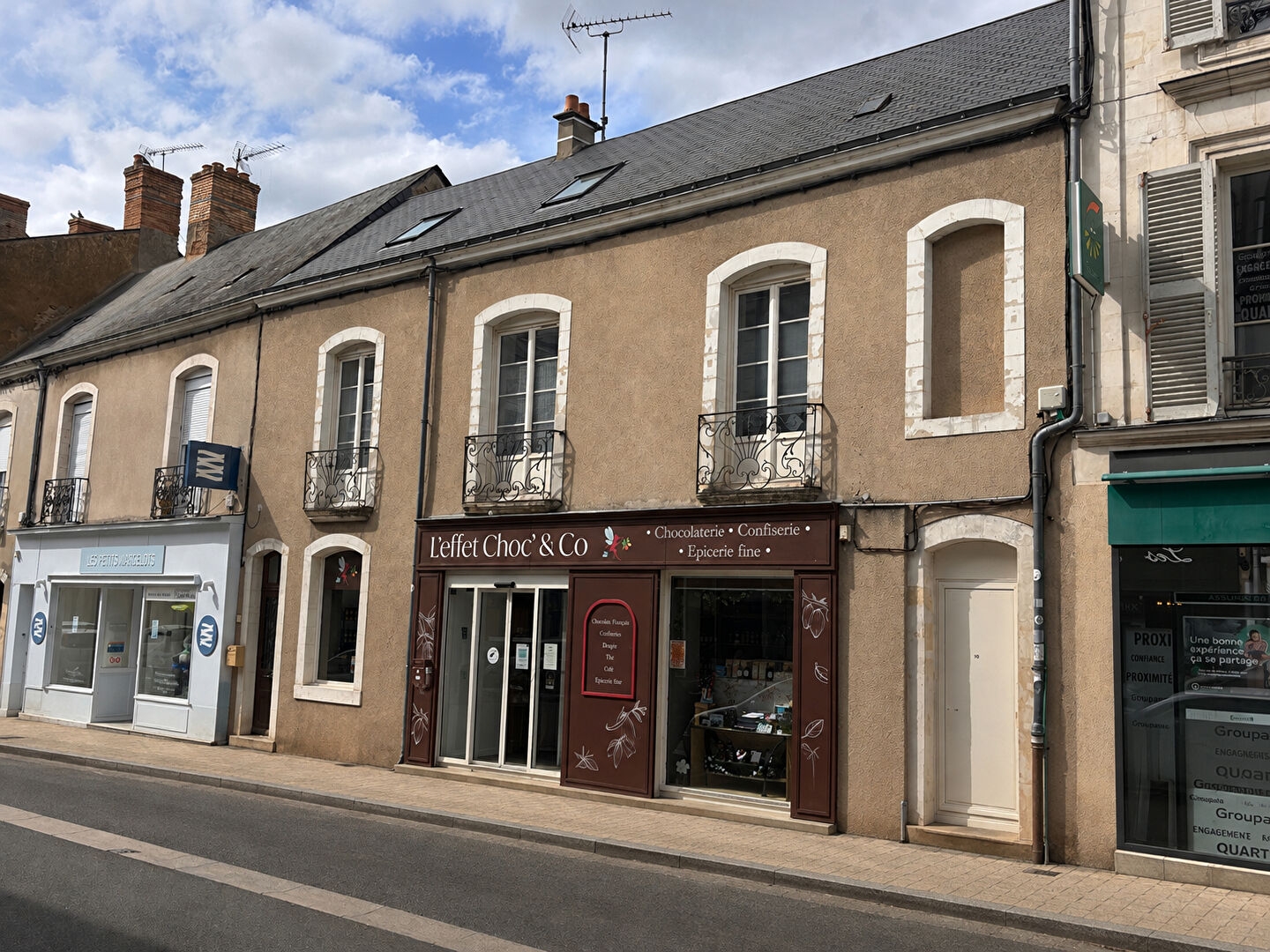 IDEAL INVESTISSEUR, ENSEMBLE IMMOBILIER EN PLEIN COEUR DE LA FLÈCHE