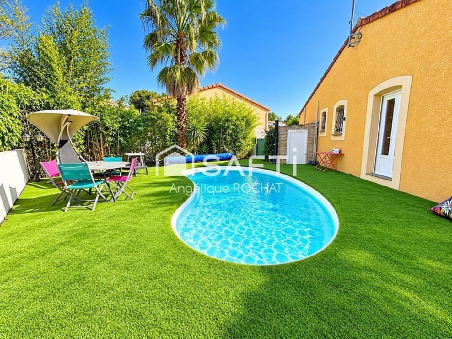 Magnifique Villa plain pied 4 faces 5 pièces avec piscine sans vis à vis Magalas (34480)