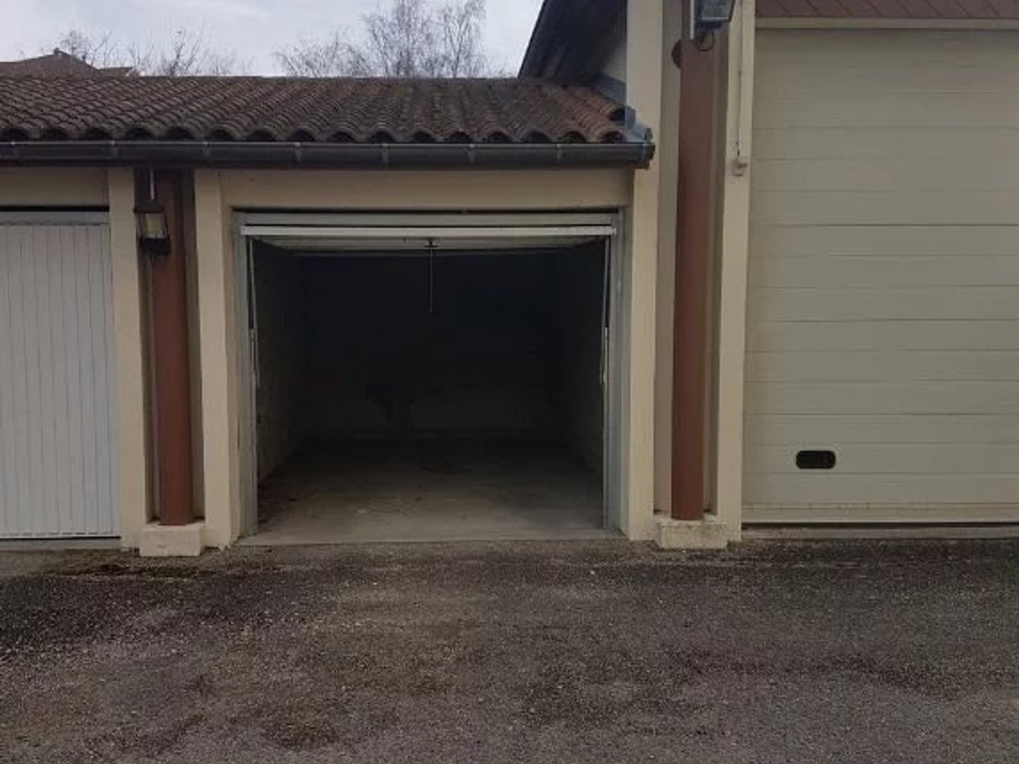 Garage vendu loué à La Côte Saint-André