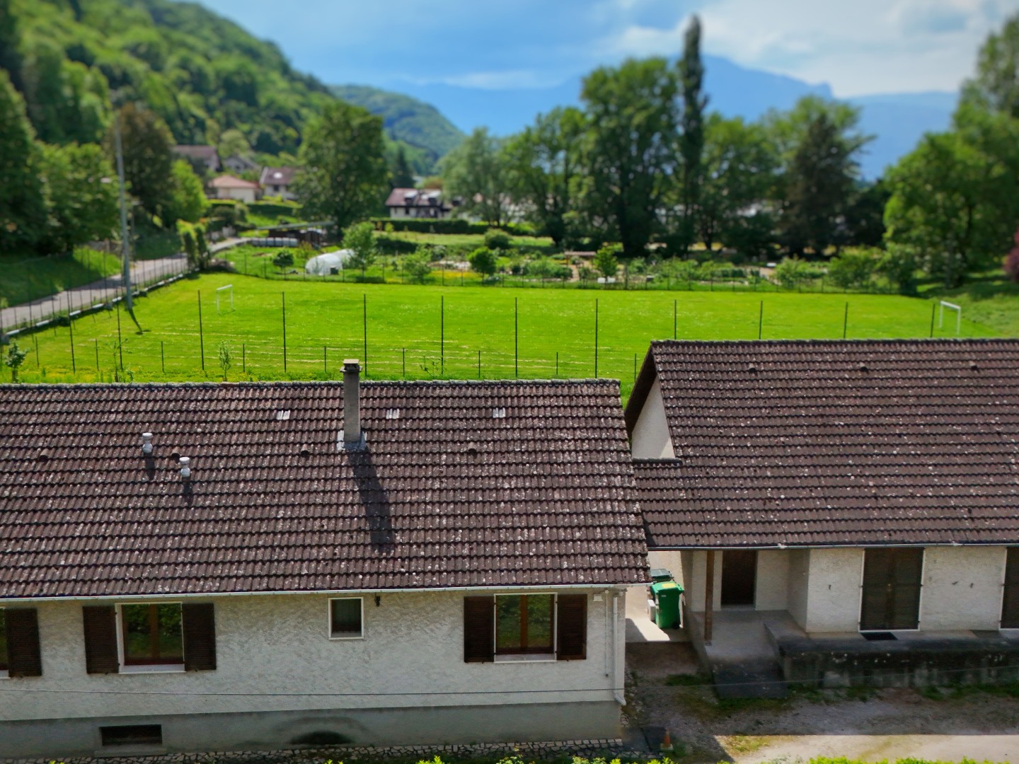 Immeuble à vendre - 5 pièces - 109m2 - Gières (38610)