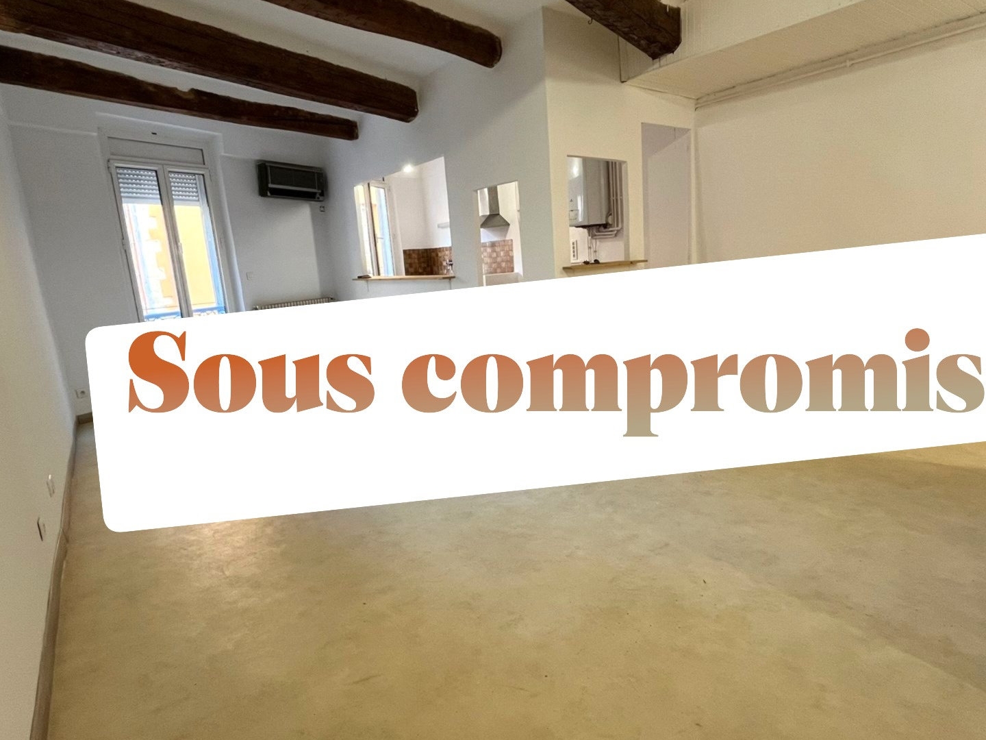 Appartement à vendre - 2 pièces - 57m2 - La Seyne-Sur-Mer (83500)