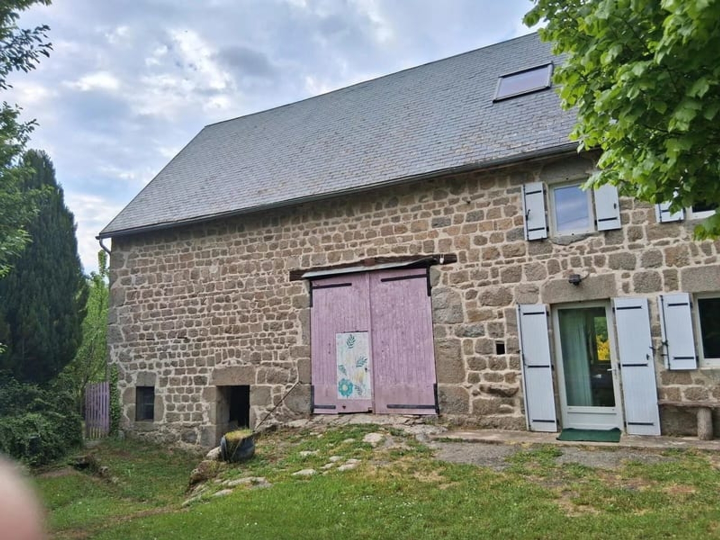 Maison à vendre - 6 pièces - 20000m2 - Auzances (23700)