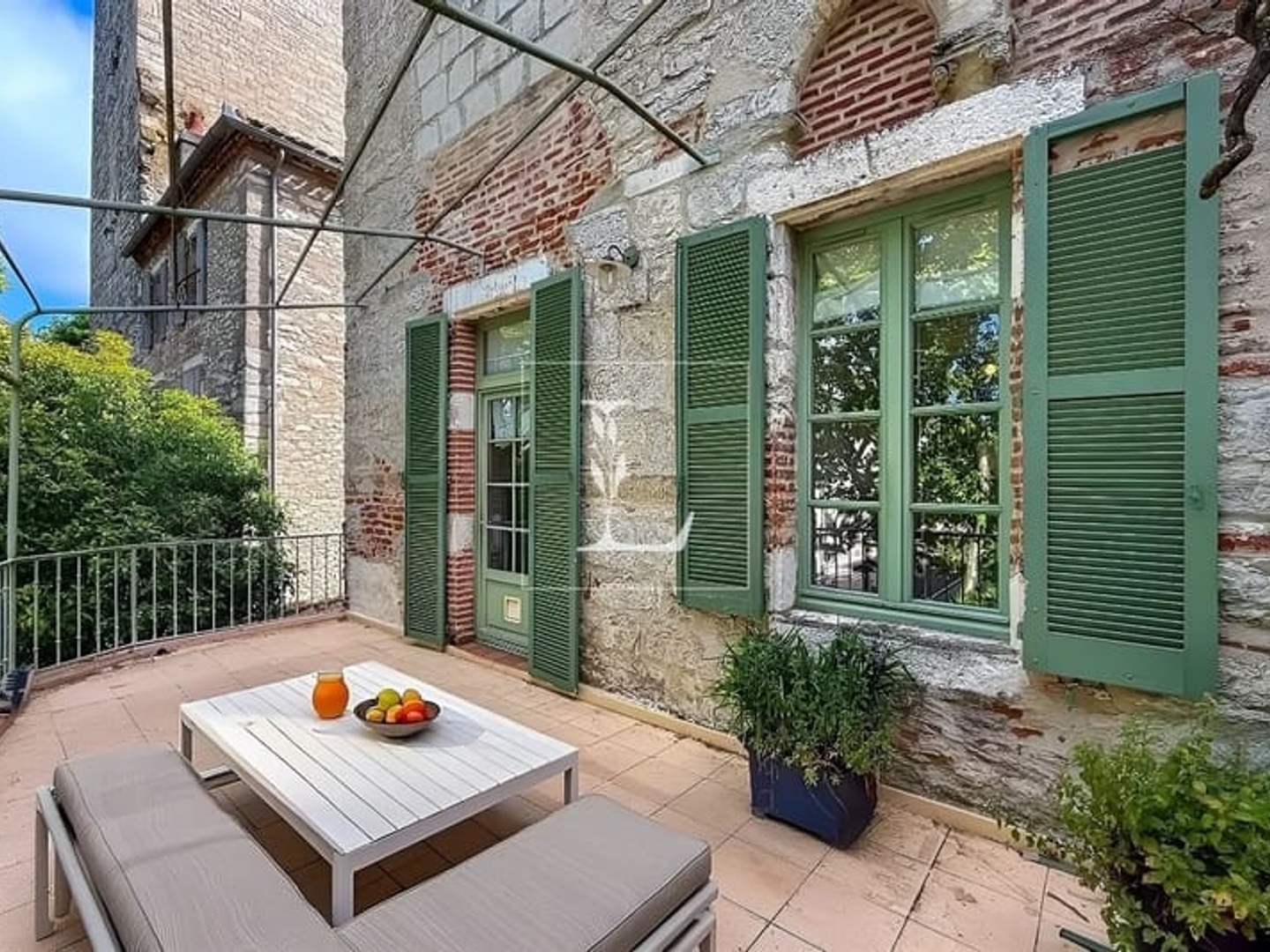 Immeuble à vendre - 391m2 - Cahors (46000)