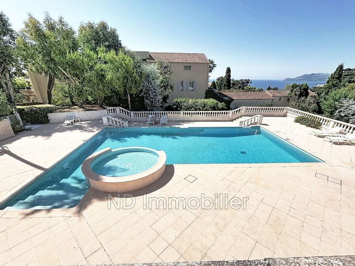 Appartement à vendre - 100m2 - Cannes (06400)
