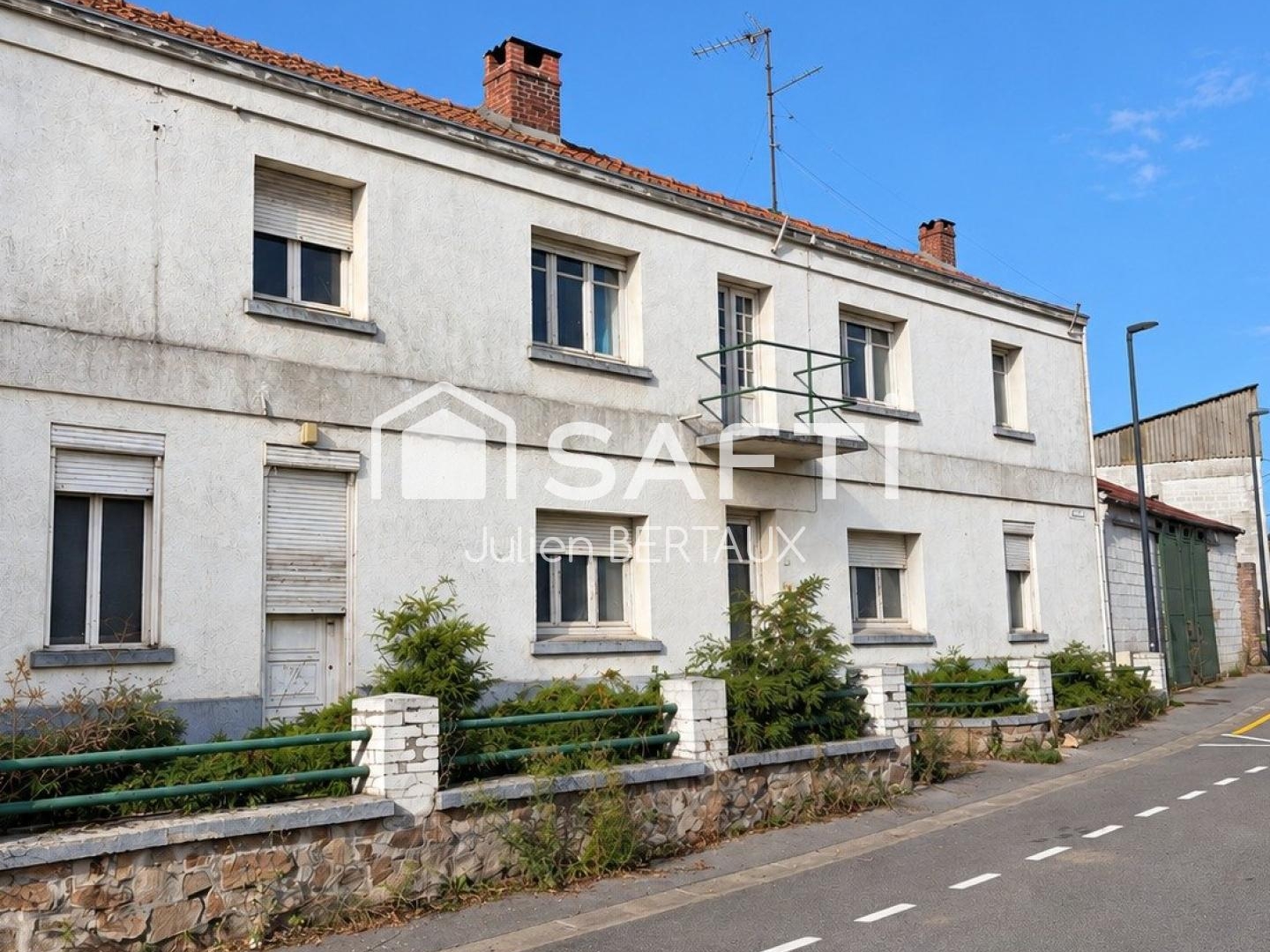 MAISON 150 m² + GRANGE 140 m² - FORT POTENTIEL
