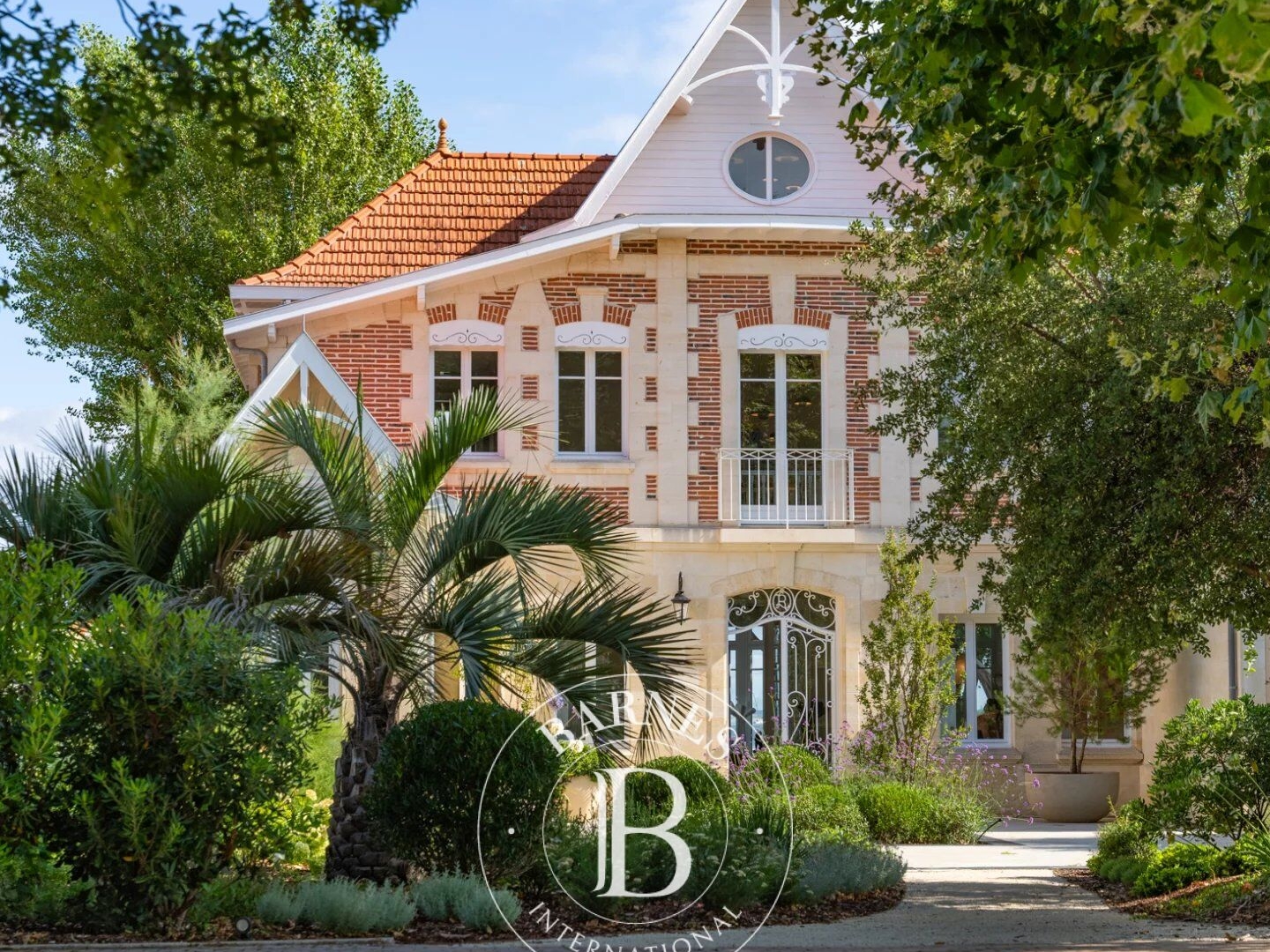 Maison à vendre - 7 pièces - 350m2 - Arcachon (33120)
