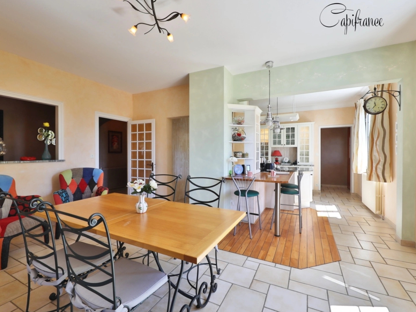 Maison à vendre - 10 pièces - 305m2 - Moncoutant-Sur-Sèvre (79320)