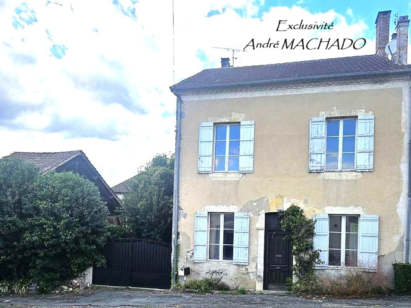 EXCLUSIVITÉ MEZIN (47) - MAISON VILLE - 170M² - 6 PIÈCES - 4 CHAMBRES - BUREAU - GARAGES - JARDIN 80M²