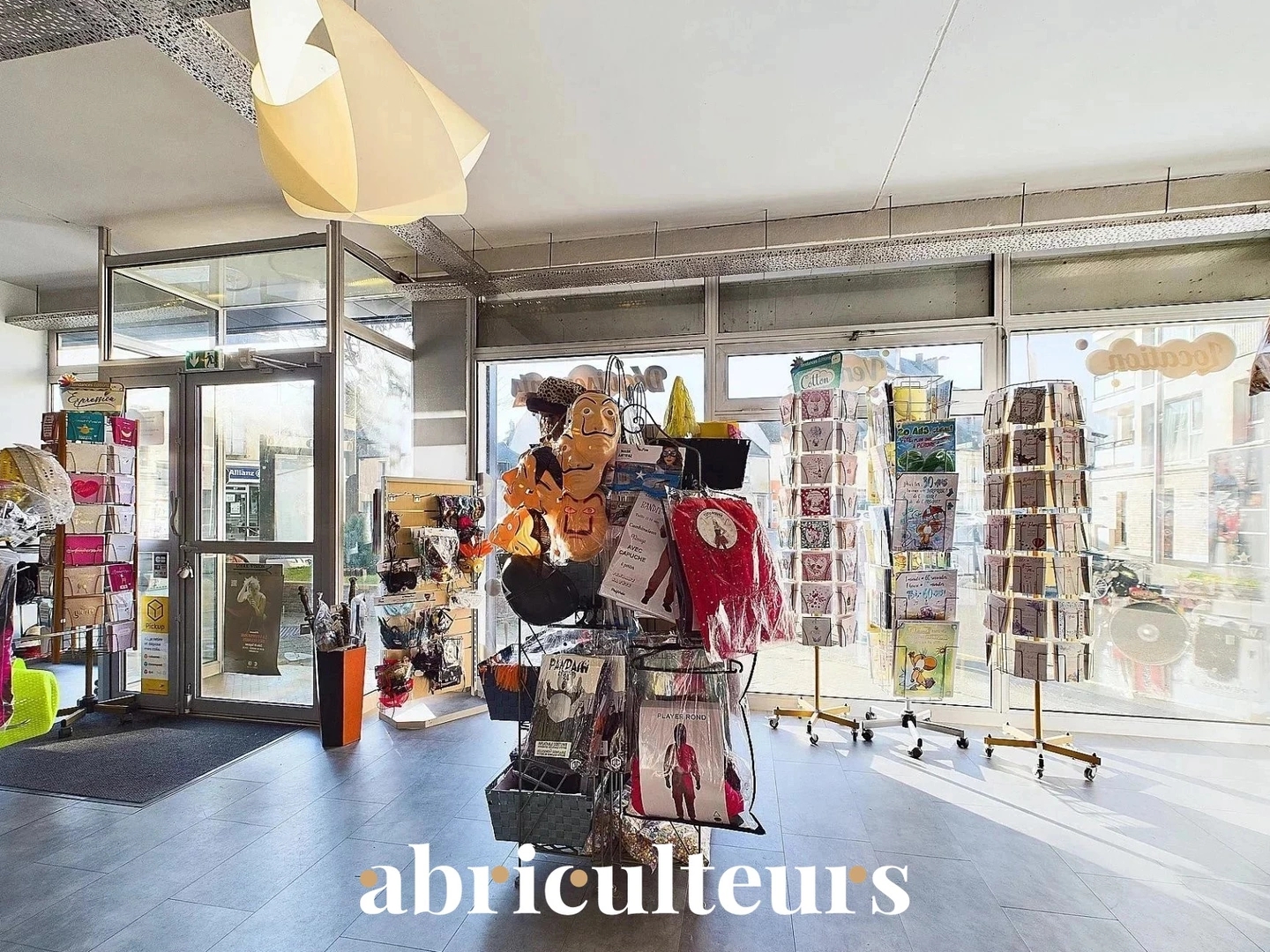Fonds de commerce | 109 m² | Idéal activ...