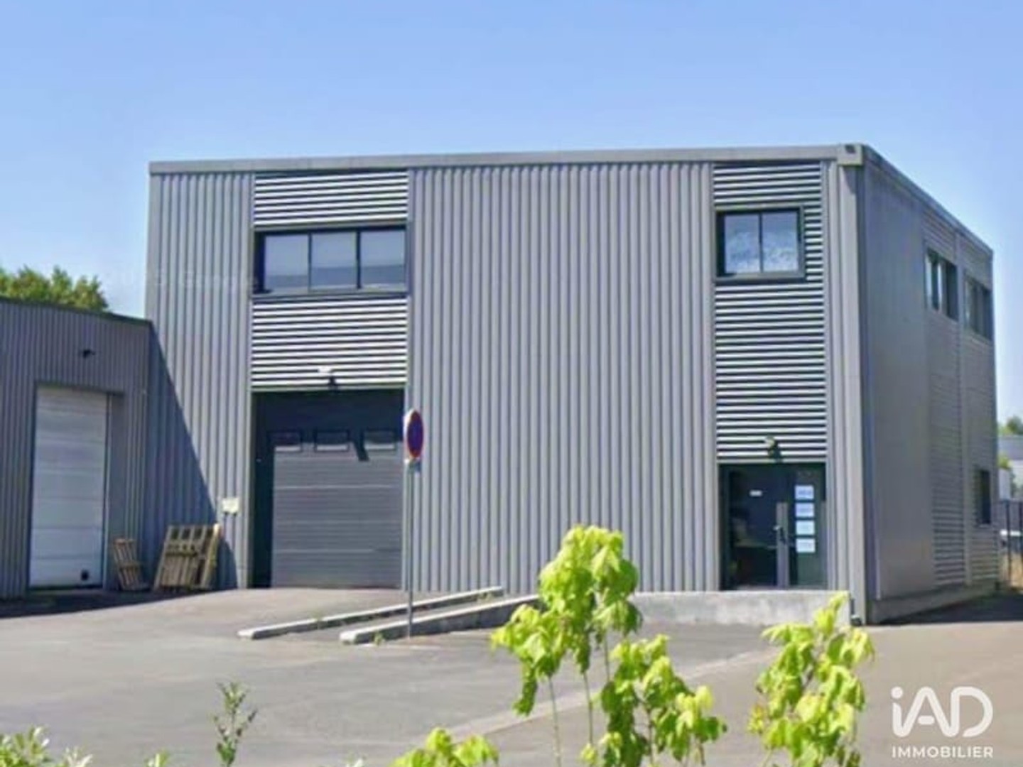 Immeuble commercial 1110 m²