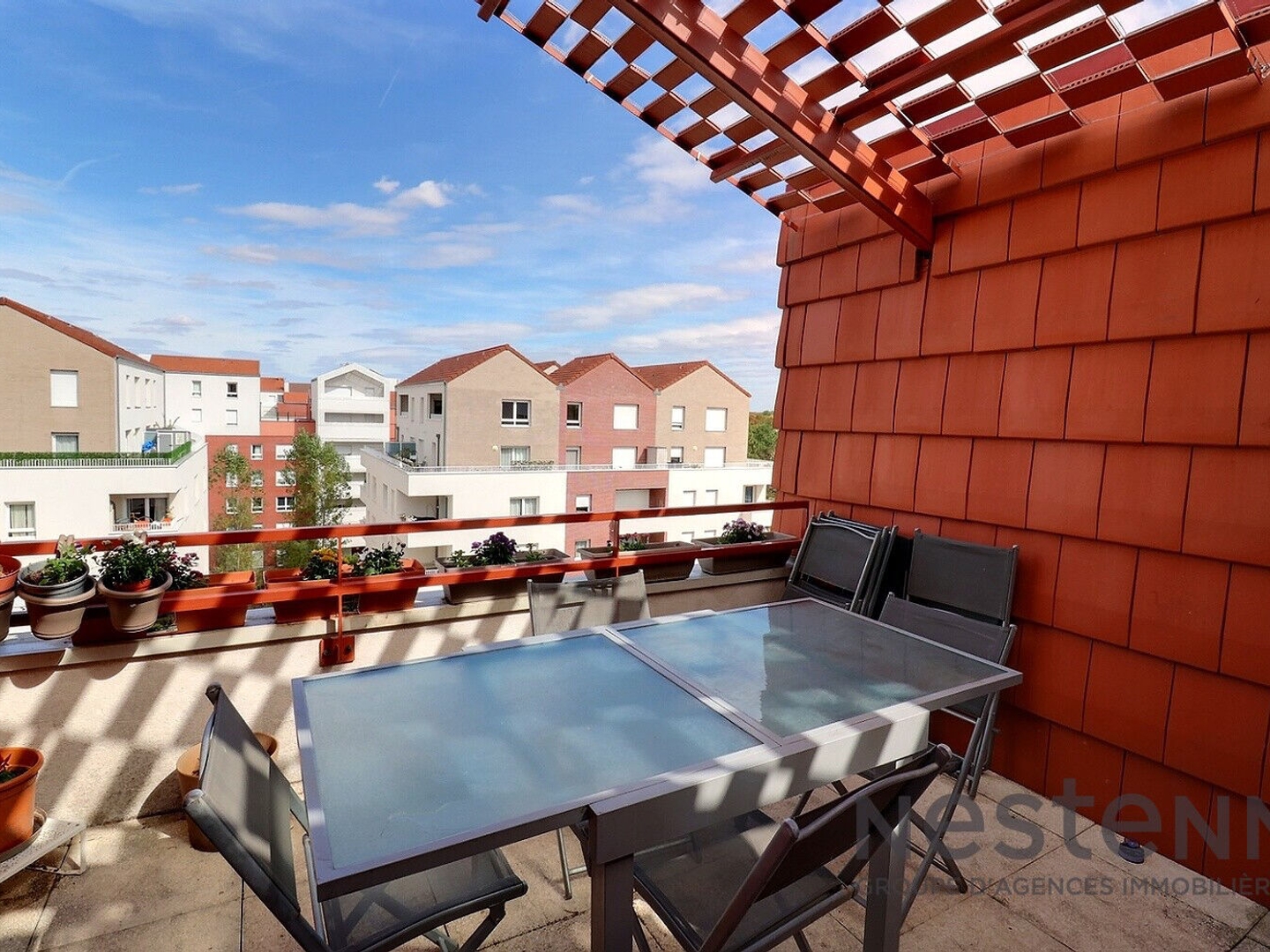 Appartement à vendre - 5 pièces - 87m2 - Neuilly-Sur-Marne (93330)
