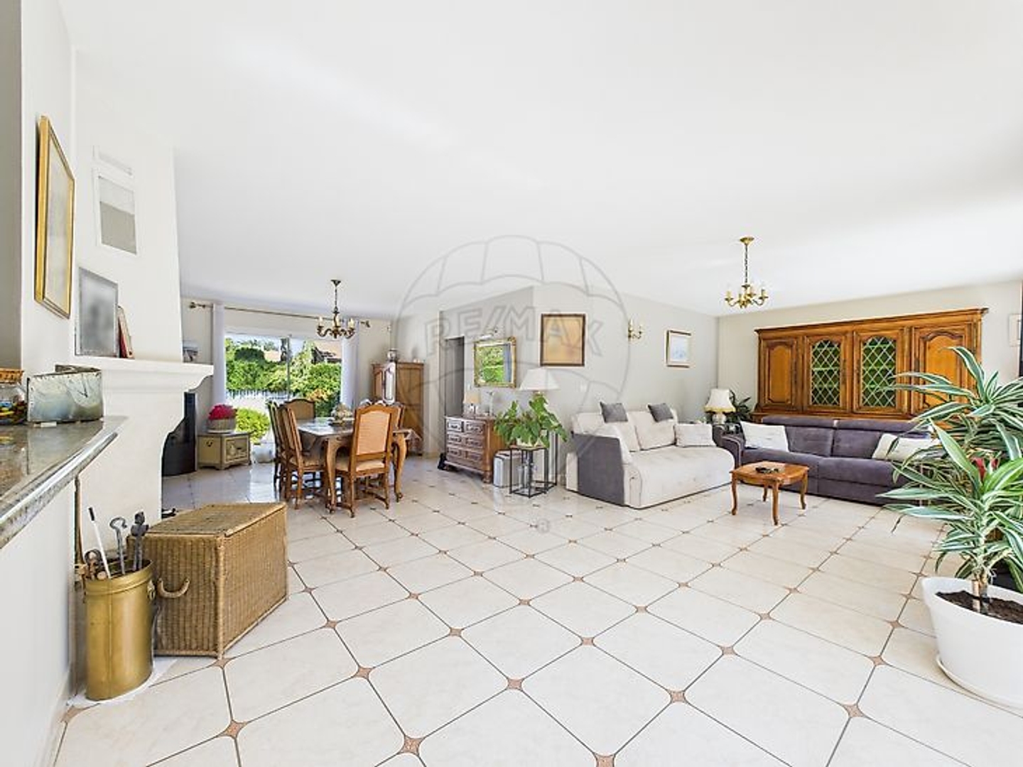Maison à vendre - 4 pièces - 143m2 - Saint-Palais-Sur-Mer (17420)